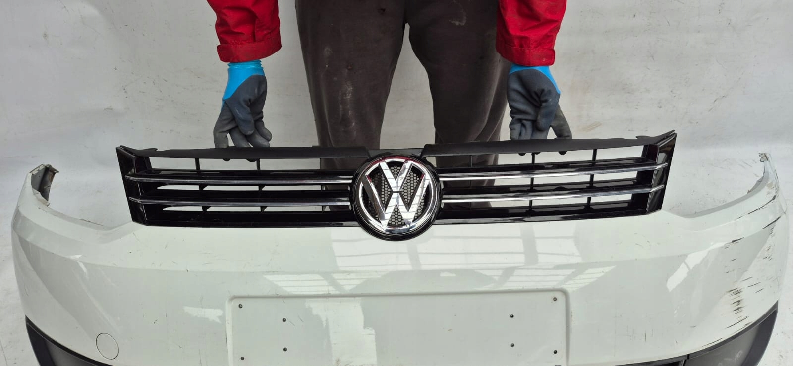 VW TOURAN 1T0 10-15 bumper front front without DZIUR 1T0807221M