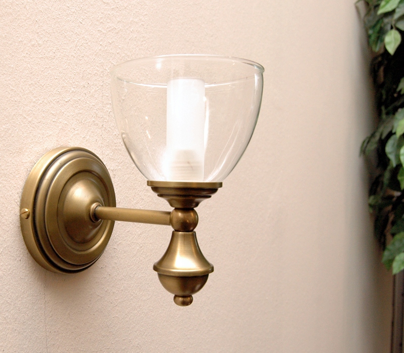 Mosadzné nástenné svietidlo, nástenná lampa z mosadze