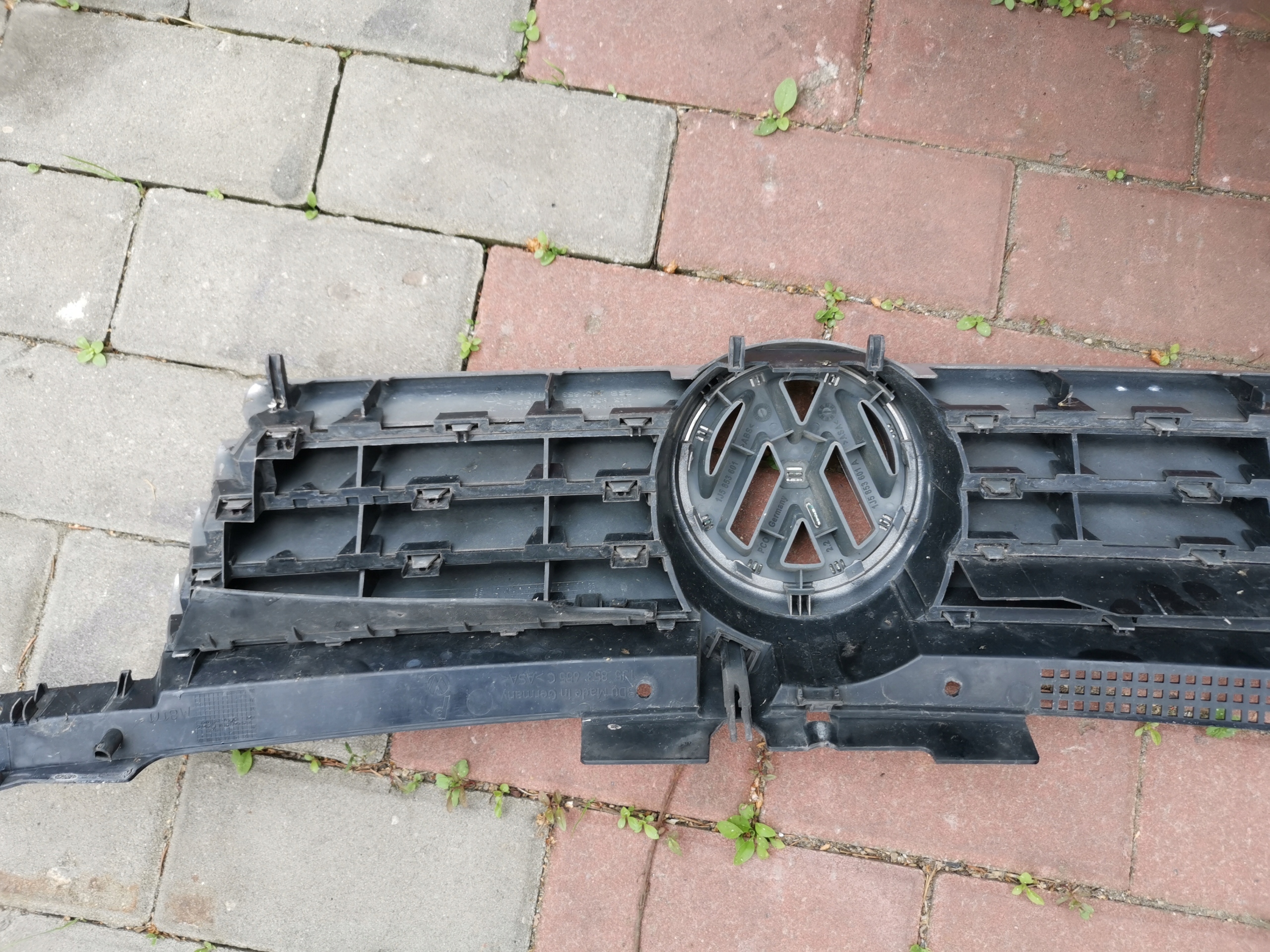 GRILL ATRAPA GRIL VW GOLF IV BORA SREBRNY Kolor srebrny