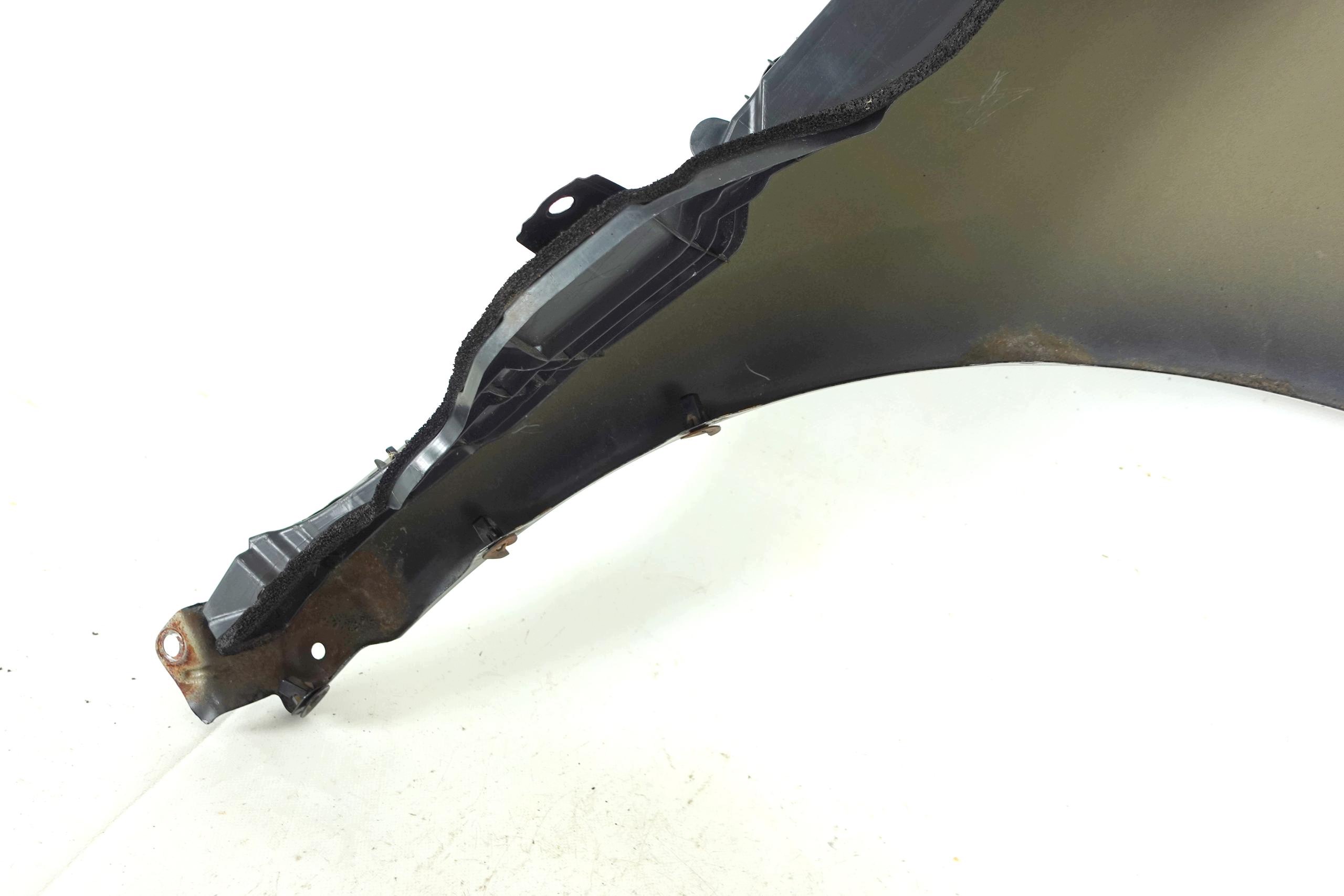 fender left front front TOYOTA VERSO 09-13 2009-2013