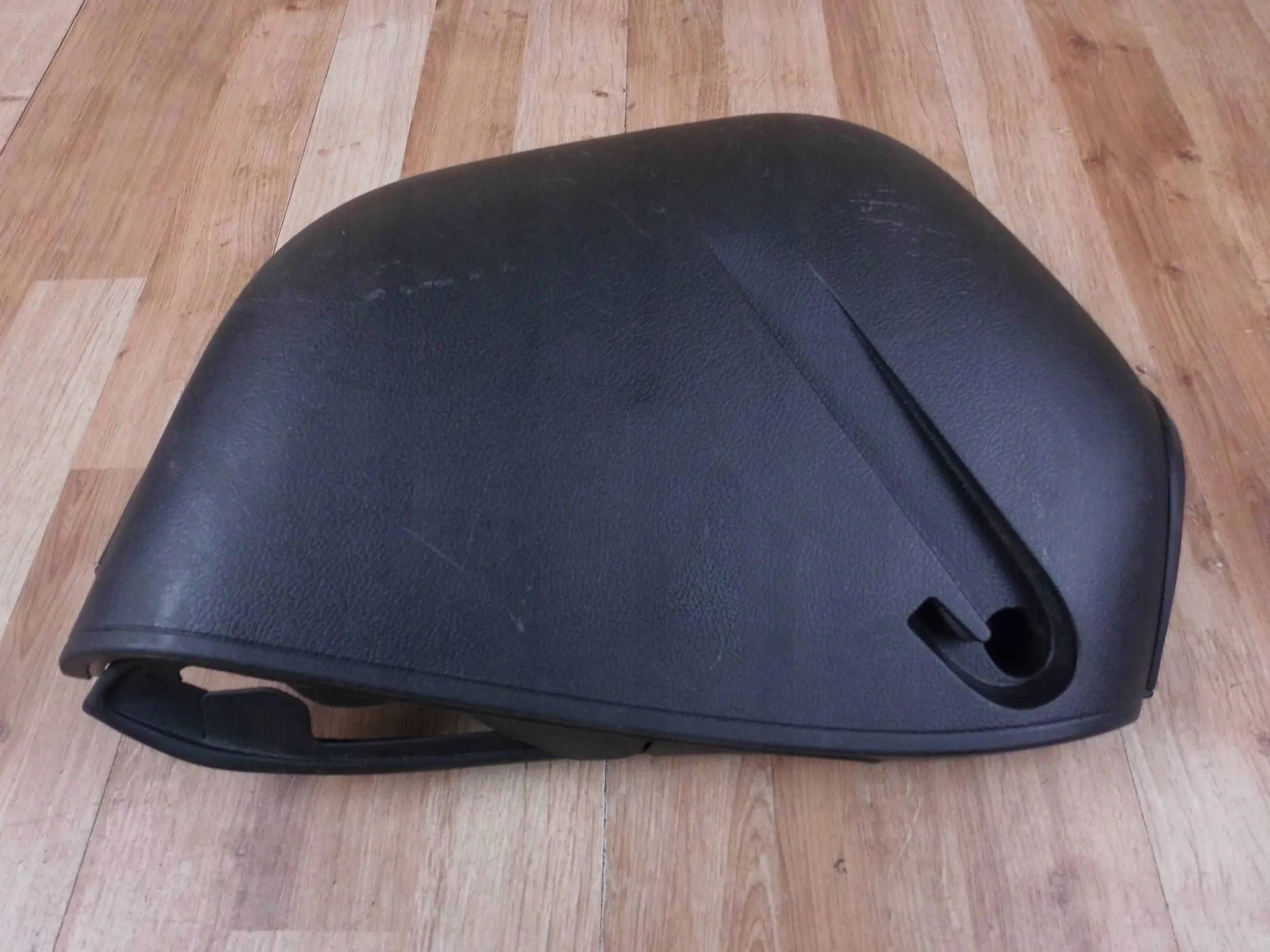 Mitsubishi Outlander III holder rolety boot cover plato