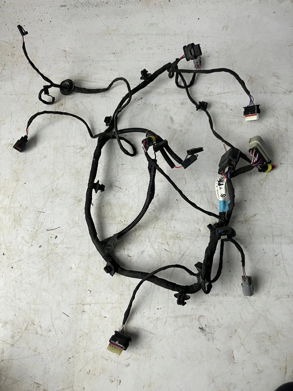 bundle supports of the front RADAR TESLA MODEL S 2035338-00
