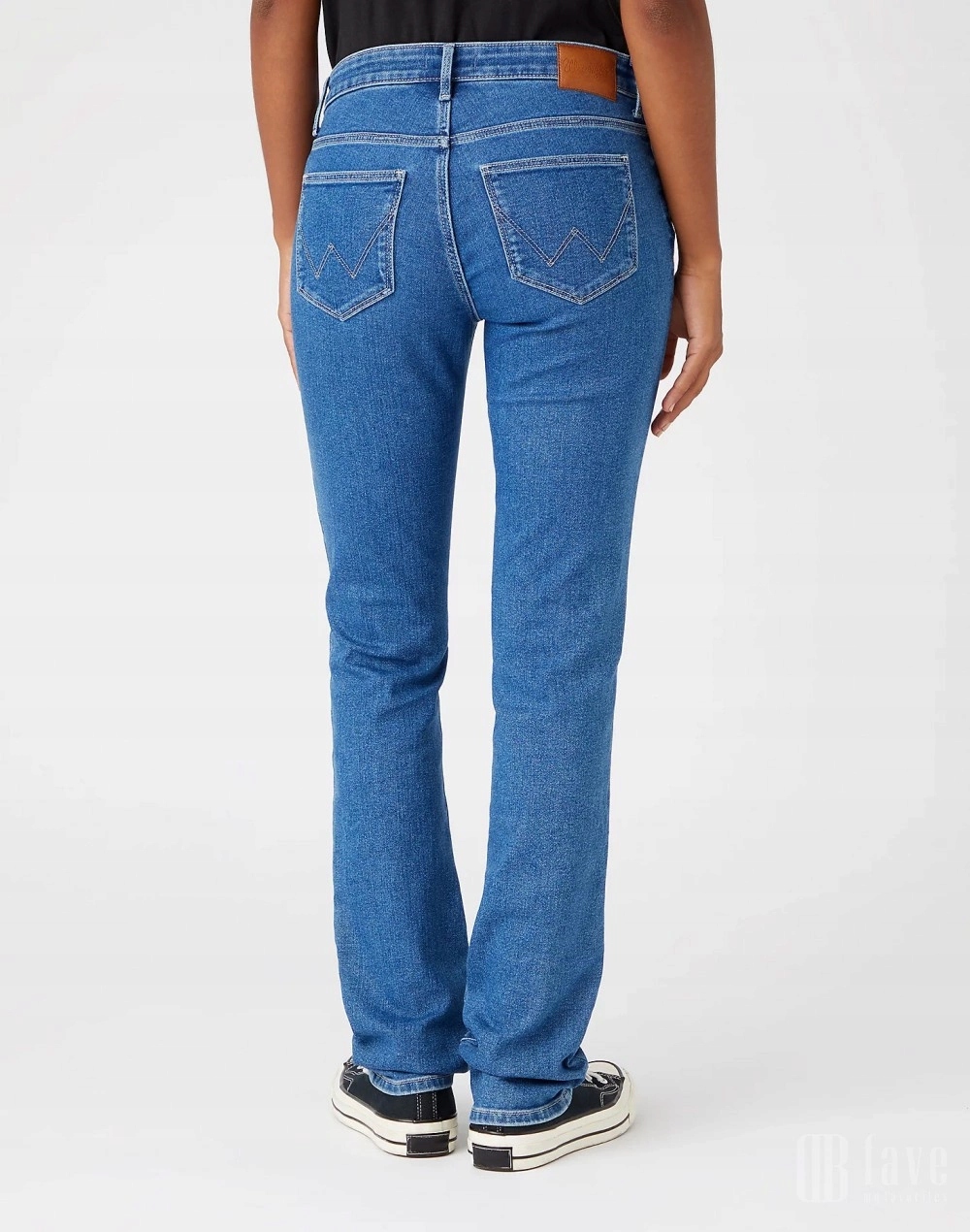 Dámské džíny Wrangler Straight Seventies W28T4745J 26/32