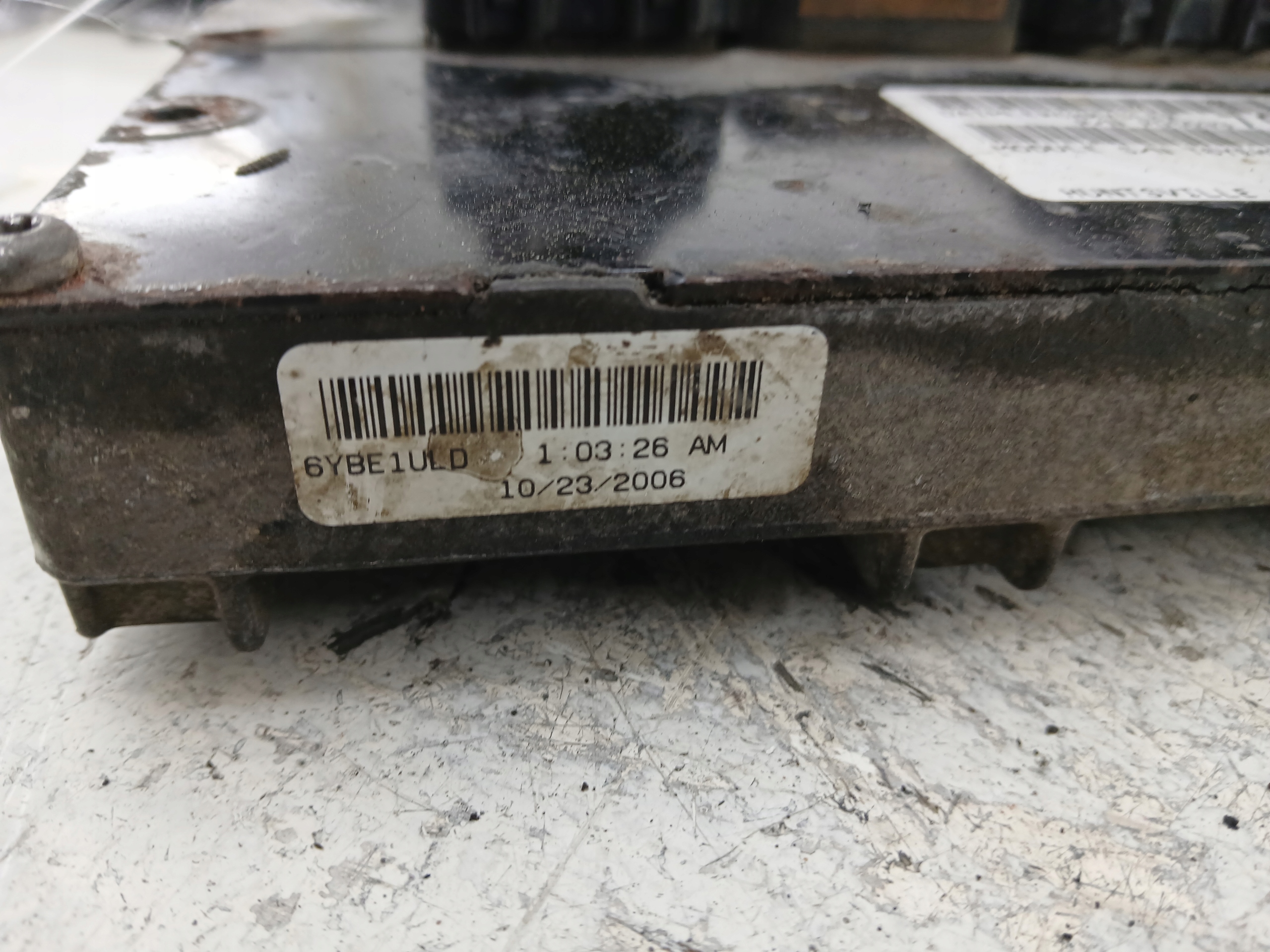 CHRYSLER SEBRING III 2.7 control unit of the engine P05033708AE