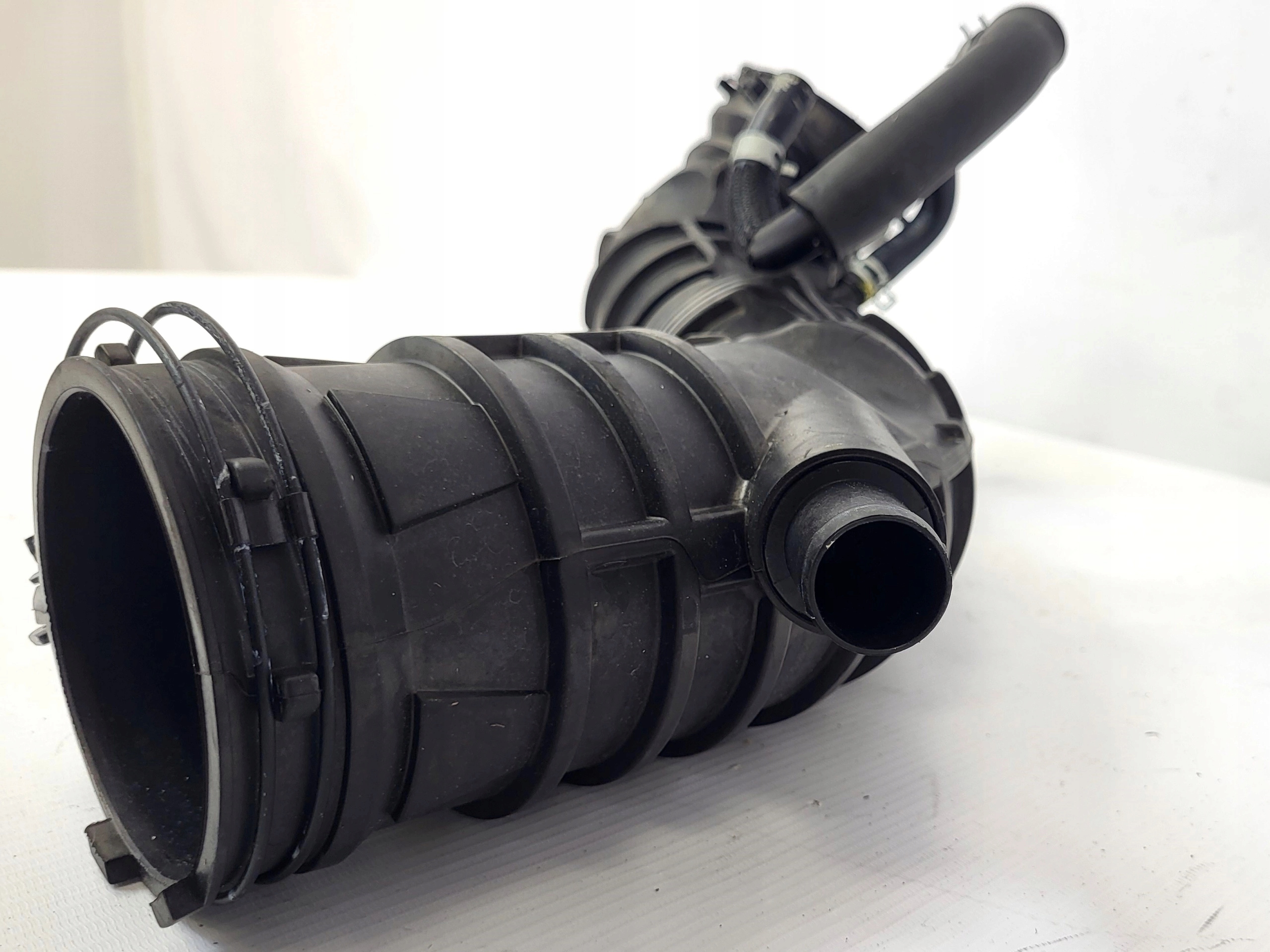 патрубок труба впуск kia PROCEED GT III 1.6 2023r EX