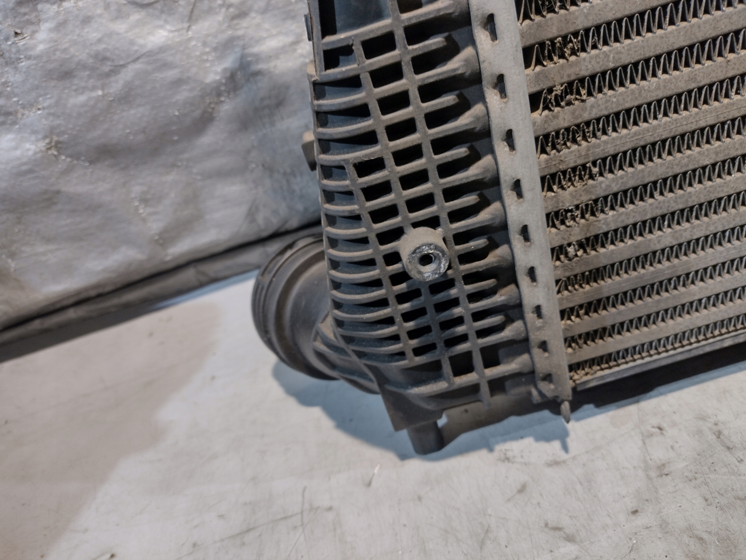 Intercooler Volkswagen Passat B6 2,0TDI 3C0145805G