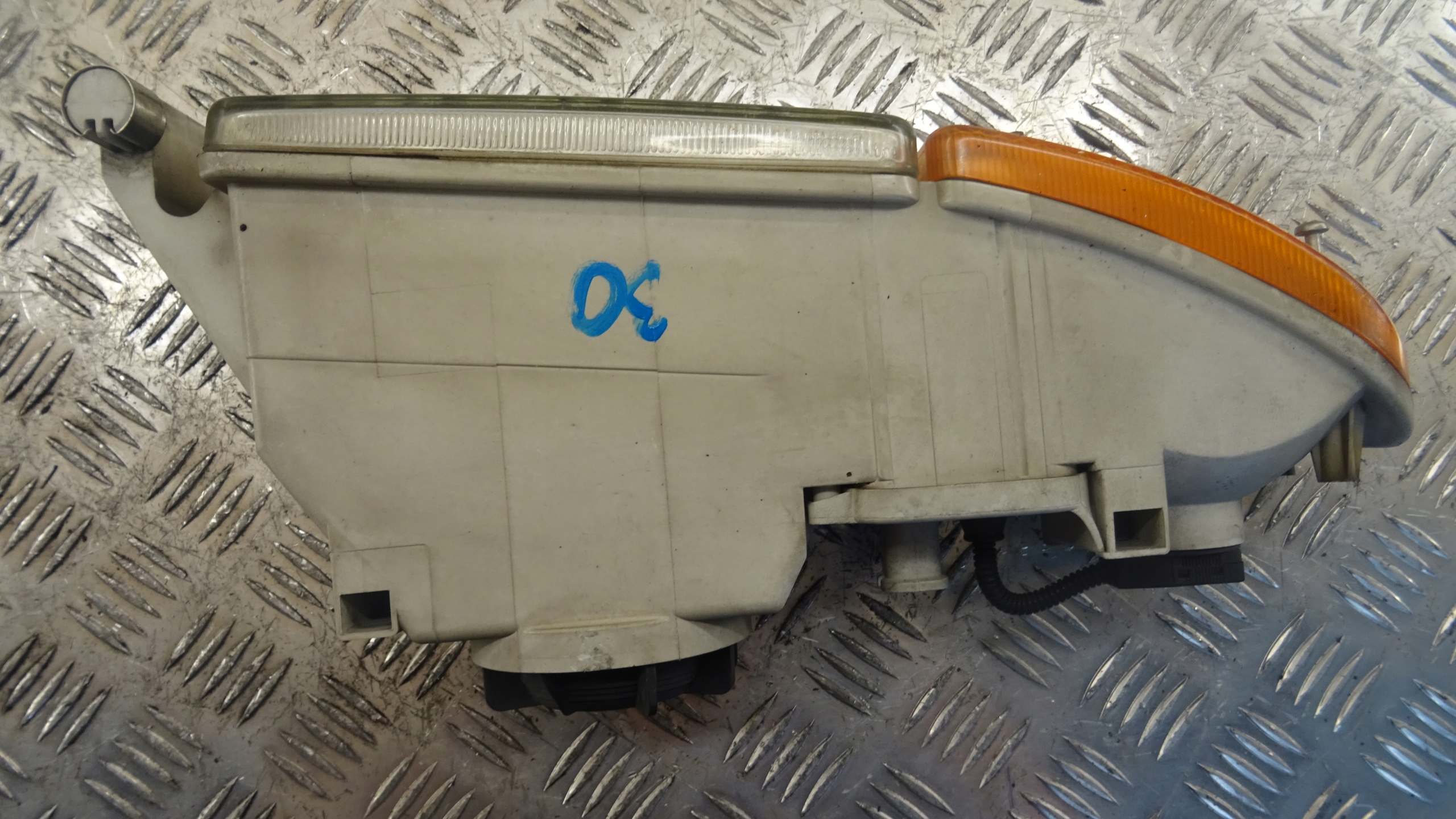 Nebelscheinwerfer links MAN TGA TGL 81253206111 nr30