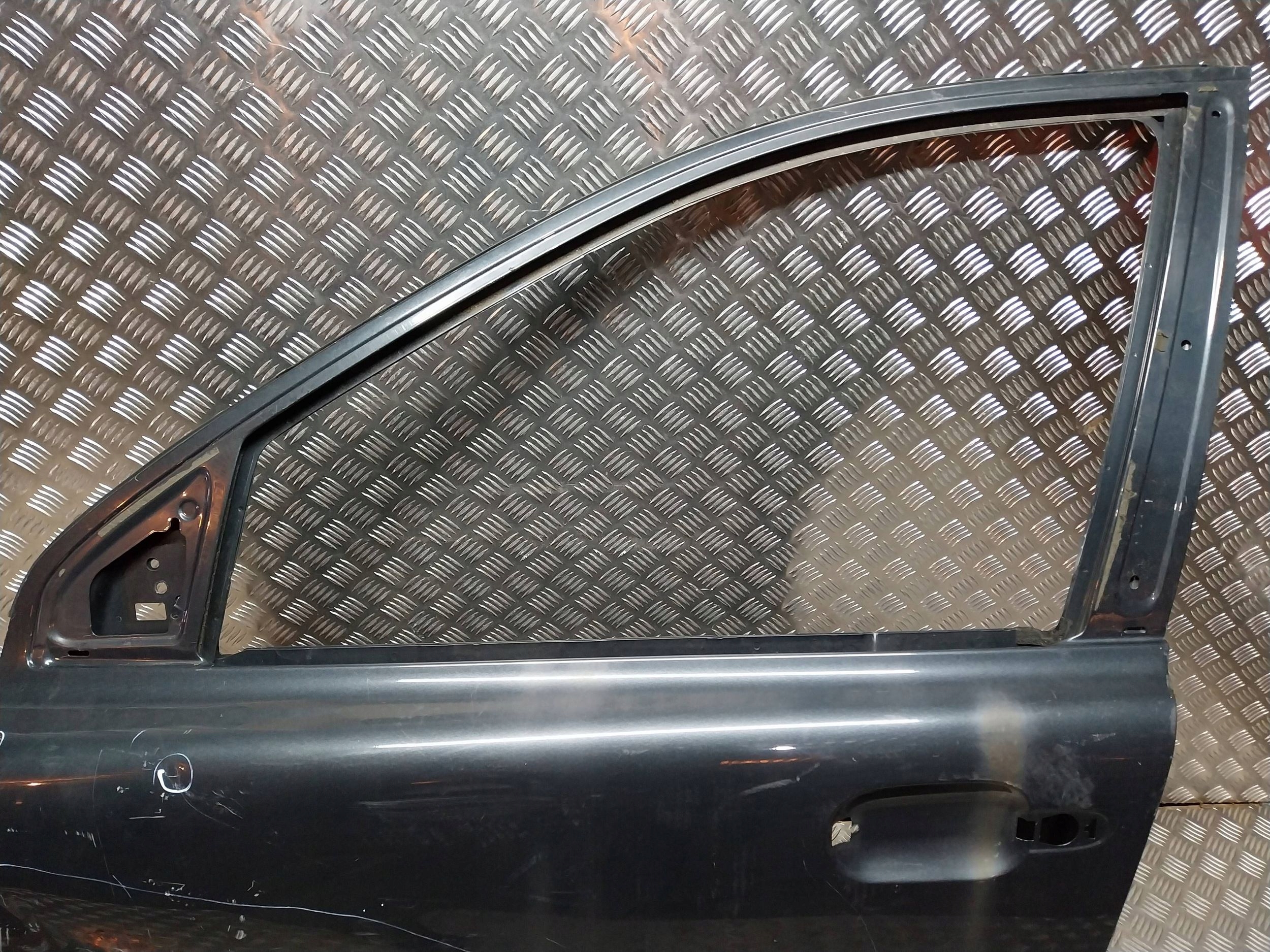 dveře předek levé VOLVO XC90 a 02