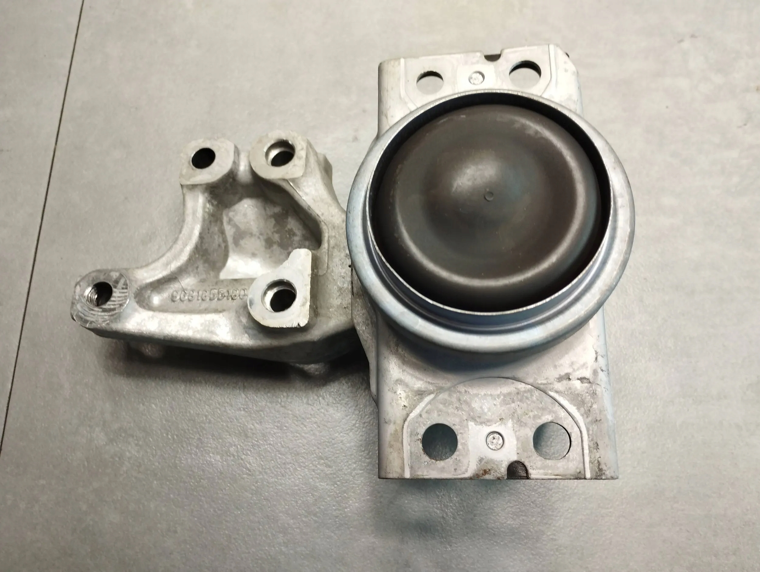 Peugeot 3008 e supporto airbag 9681855180