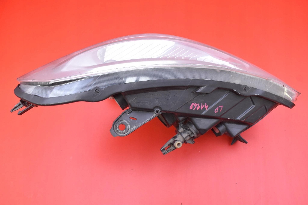 REFLEKTOR left light front EU 260607950R DACIA DOKKER 12-17