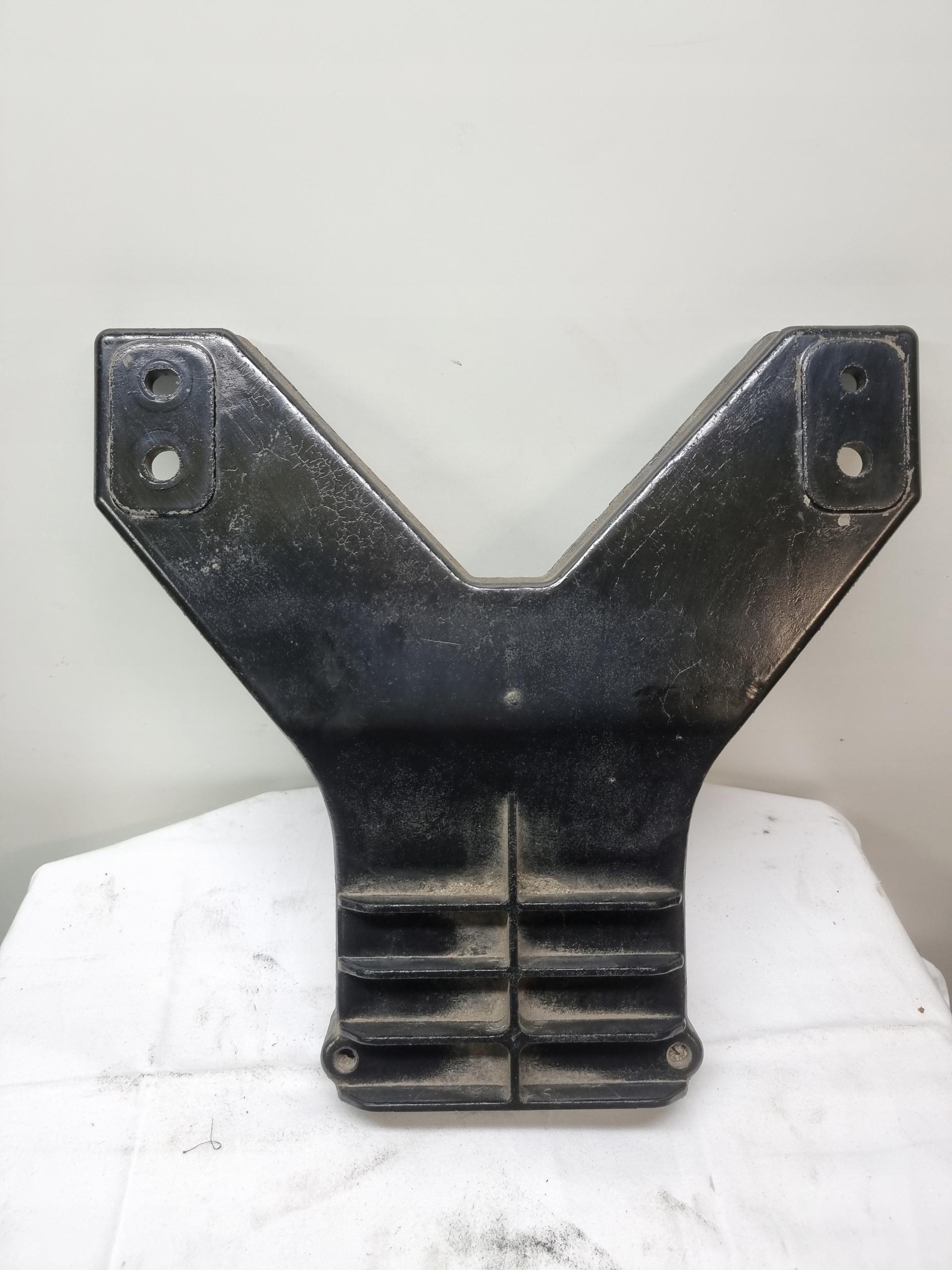 A2225240440 - MERCEDES W222 LIFT длинная лапа кронштейн