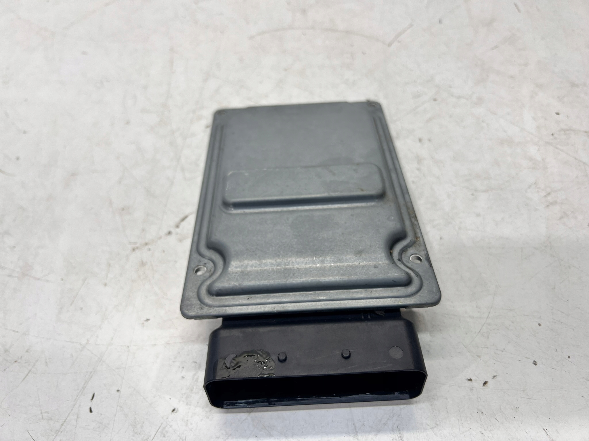 Bedienteil modul Achsträgers AUDI TT 8J0907376B