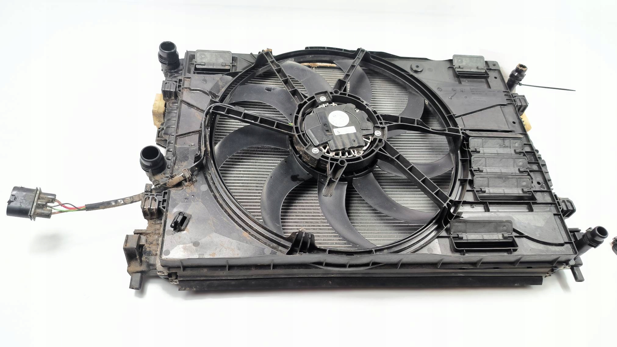 KOMPLET chladiče ventilátor 1.5 TSI VW TAIGO