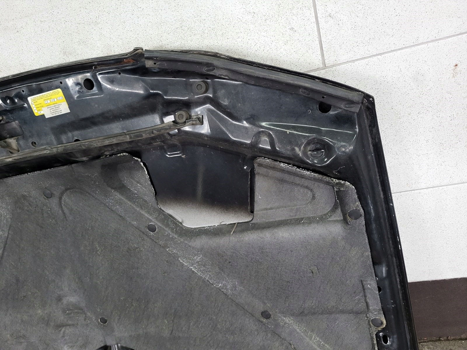 kapota A3F MAZDA DEMIO