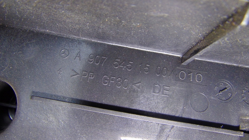 Gehäuse Blende Abdeckung Halter MODULU MERCEDES SPRINTER W907 W910 18-25R