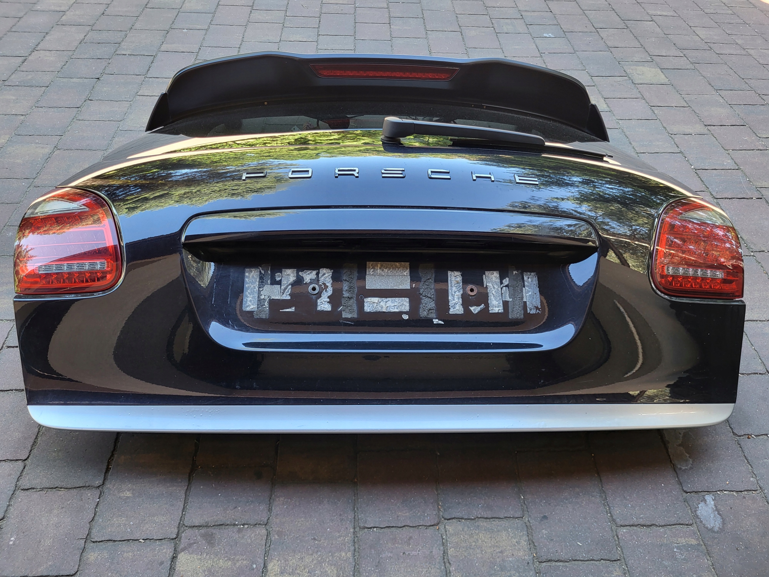 KLAPA BAGAZNIKA KOMPLETNA PORSCHE CAYENNE II