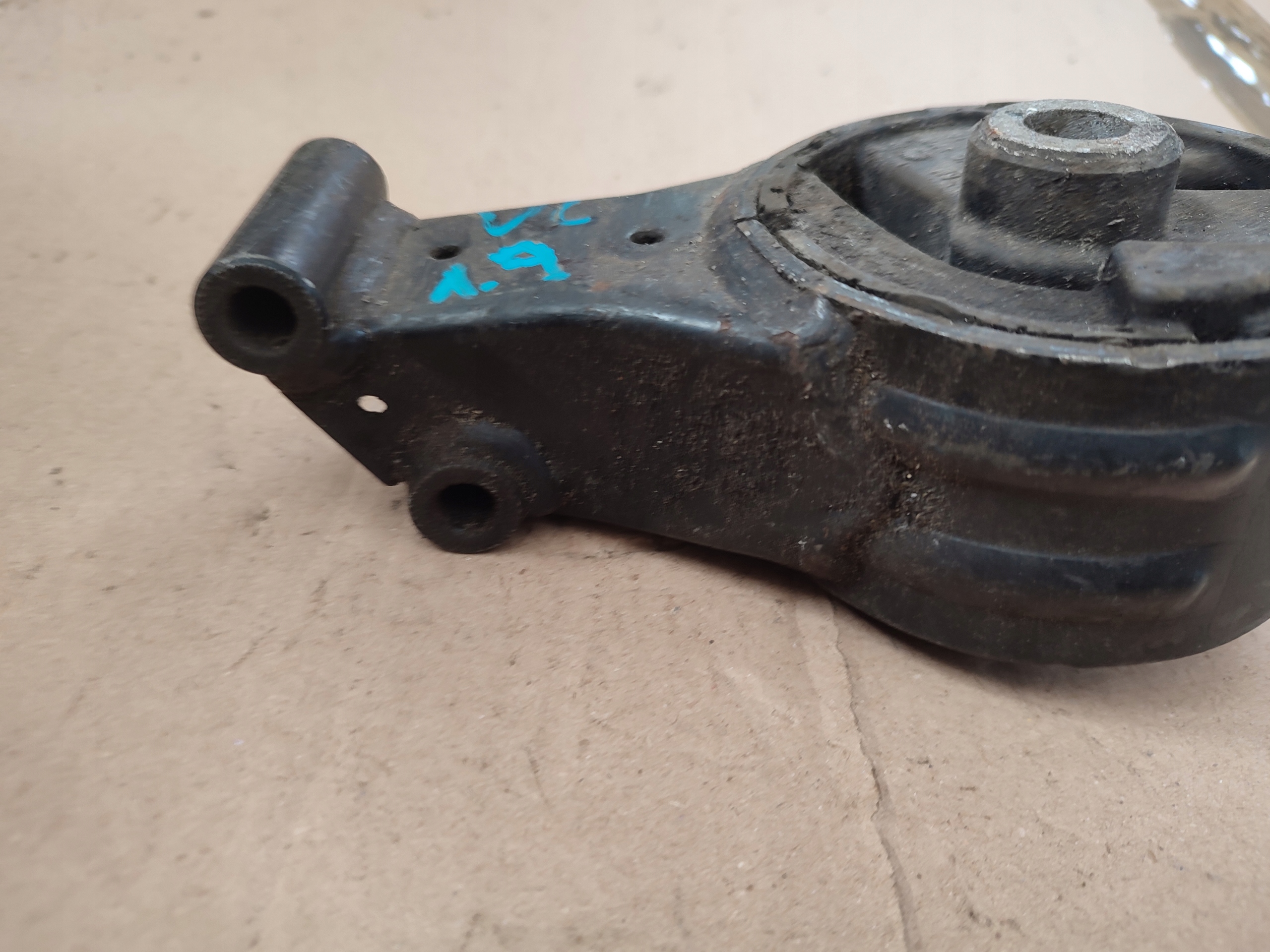 holder gearbox mounting Opel Vectra C 1.9