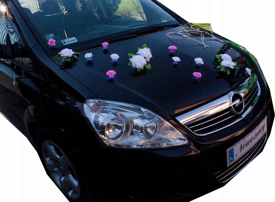 Dekorace auta ozdoby na auto na svatbu 031