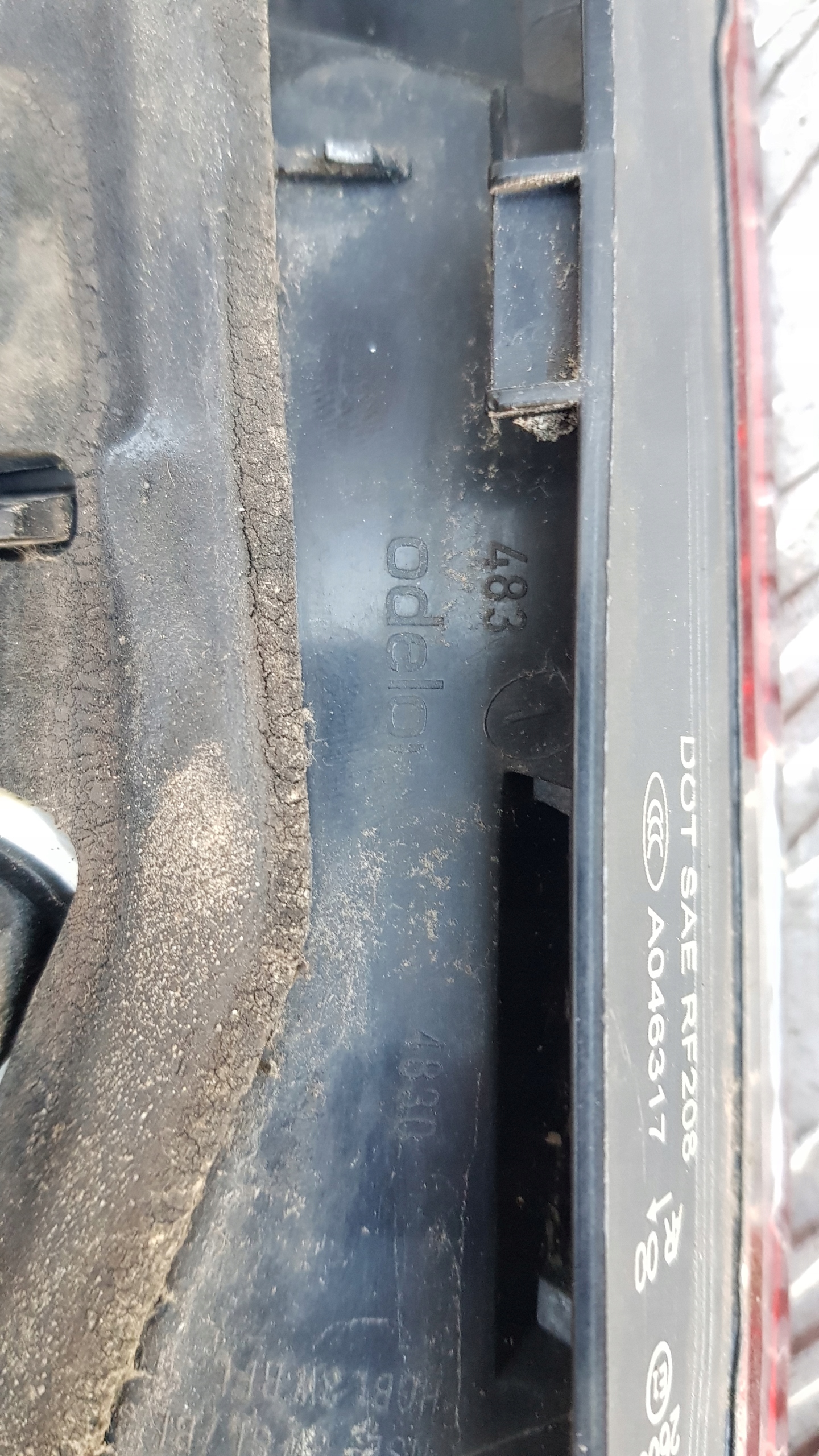 MERCEDES W212 Licht heck für die Heckklappe links oder rechts