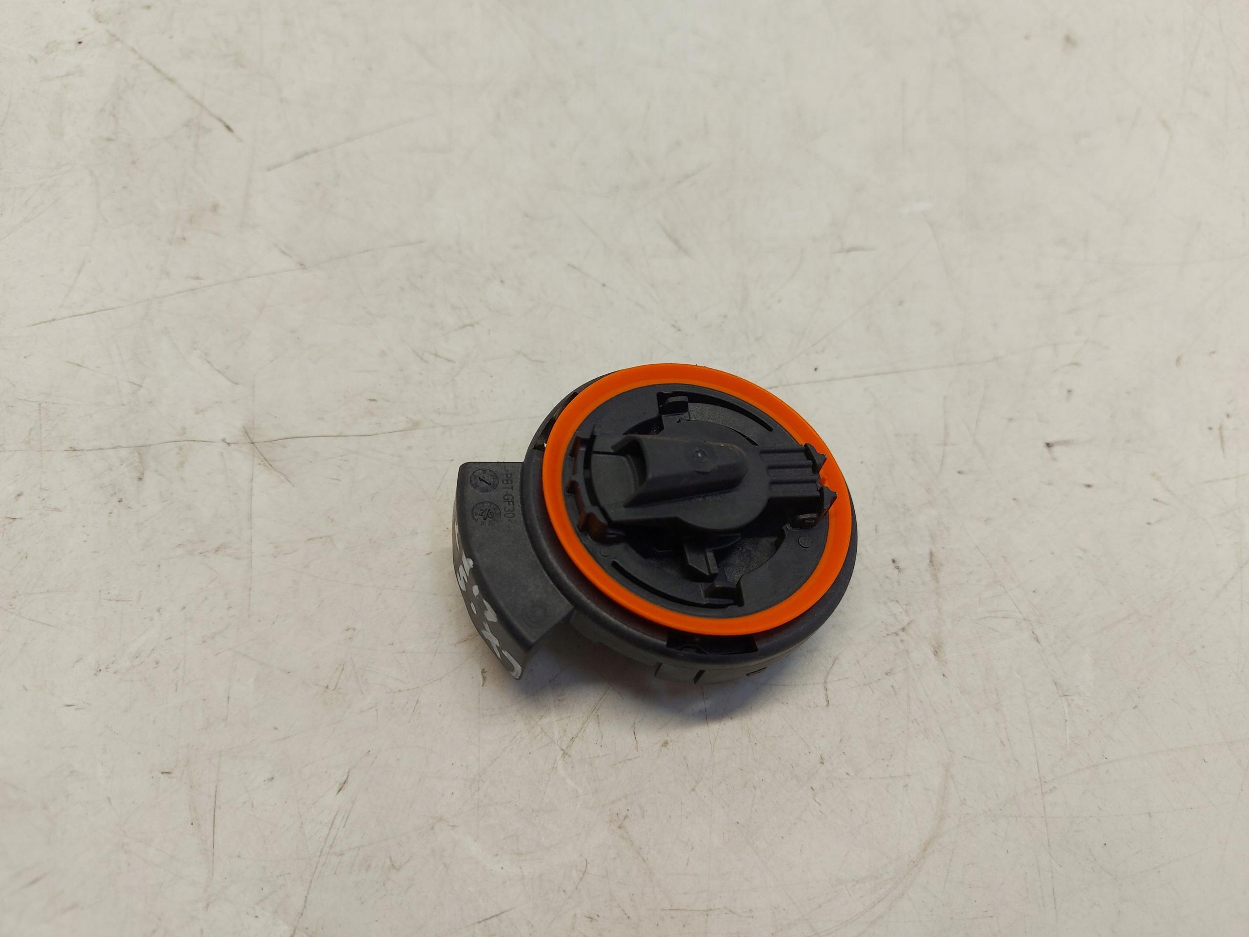 Mazda CX5 II Lift Crashsensor Drucksensor KB7W57KC0