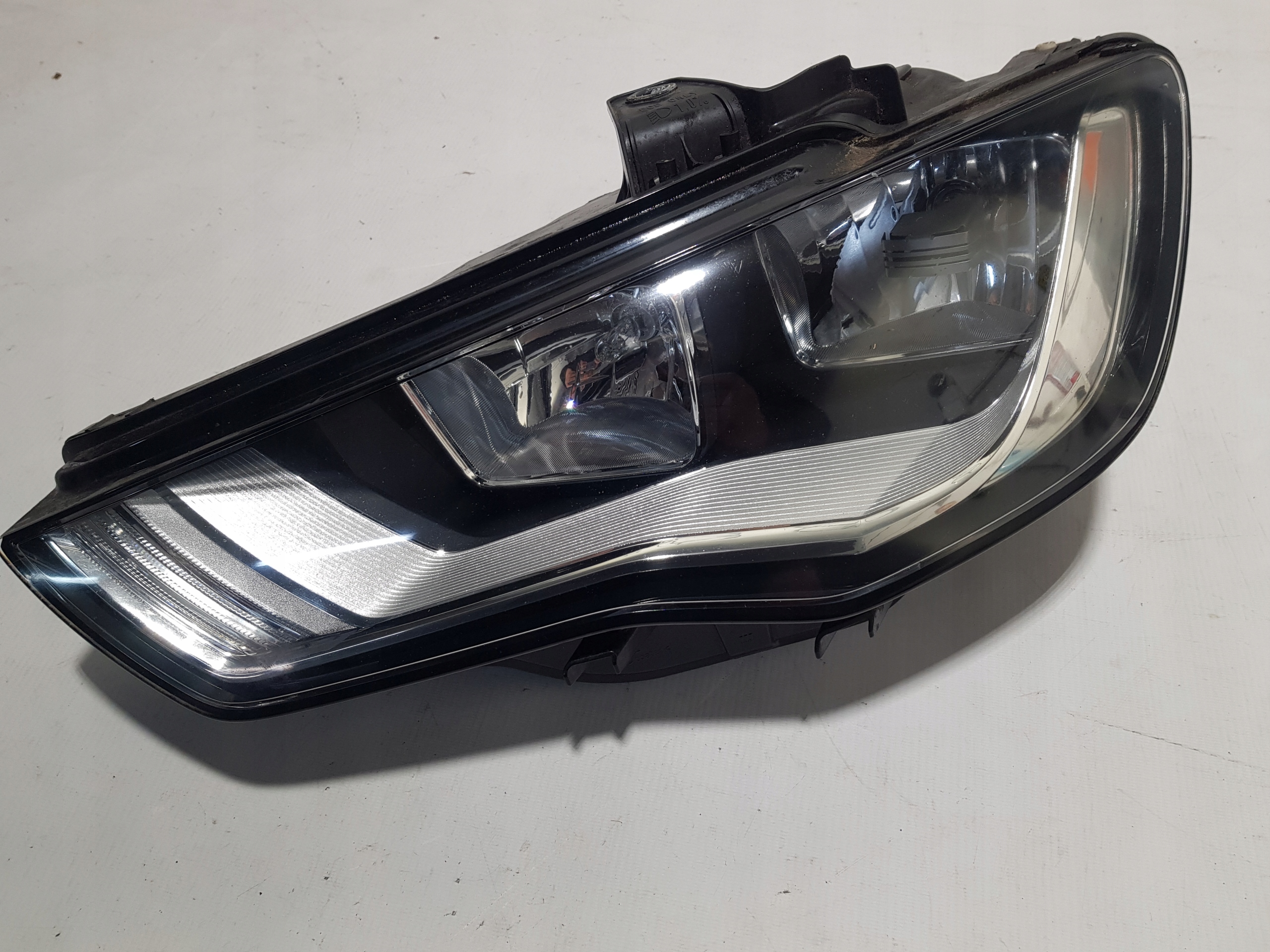 light left front AUDI A3 8V UK