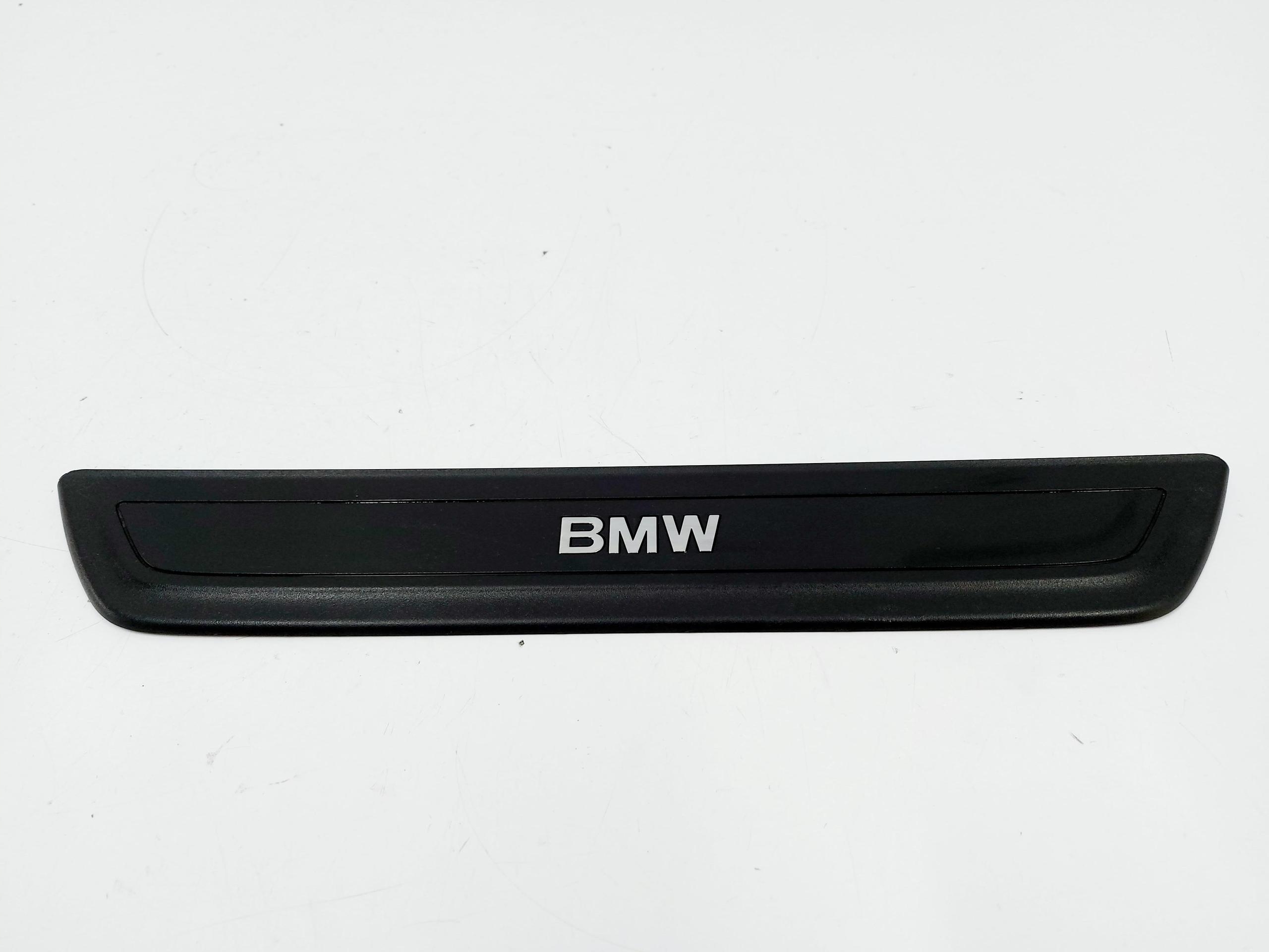 BMW X3 F25 X4 F26 15r. Listwa progowa nakładka przód 7205597