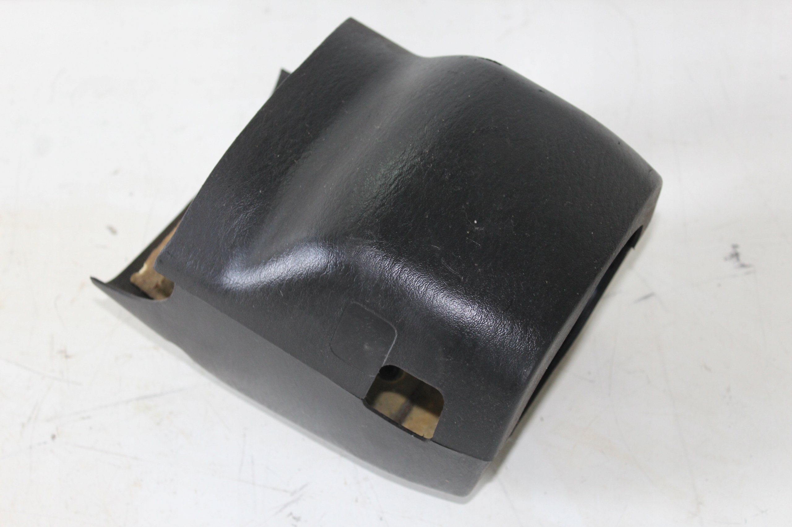 OBUDOWA STACYJKI MITSUBISHI ECLIPSE 2G 2.0B Producent części Mitsubishi OE