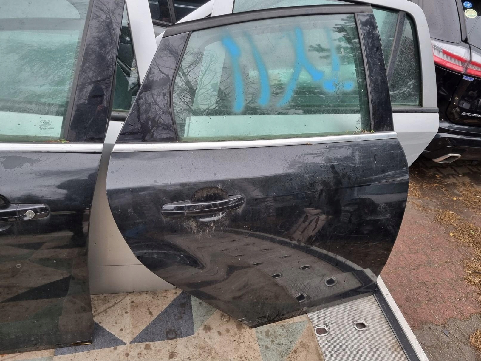 DRZWI PRAWY TYŁ FORD FOCUS MK3 FB KOMPLETNE