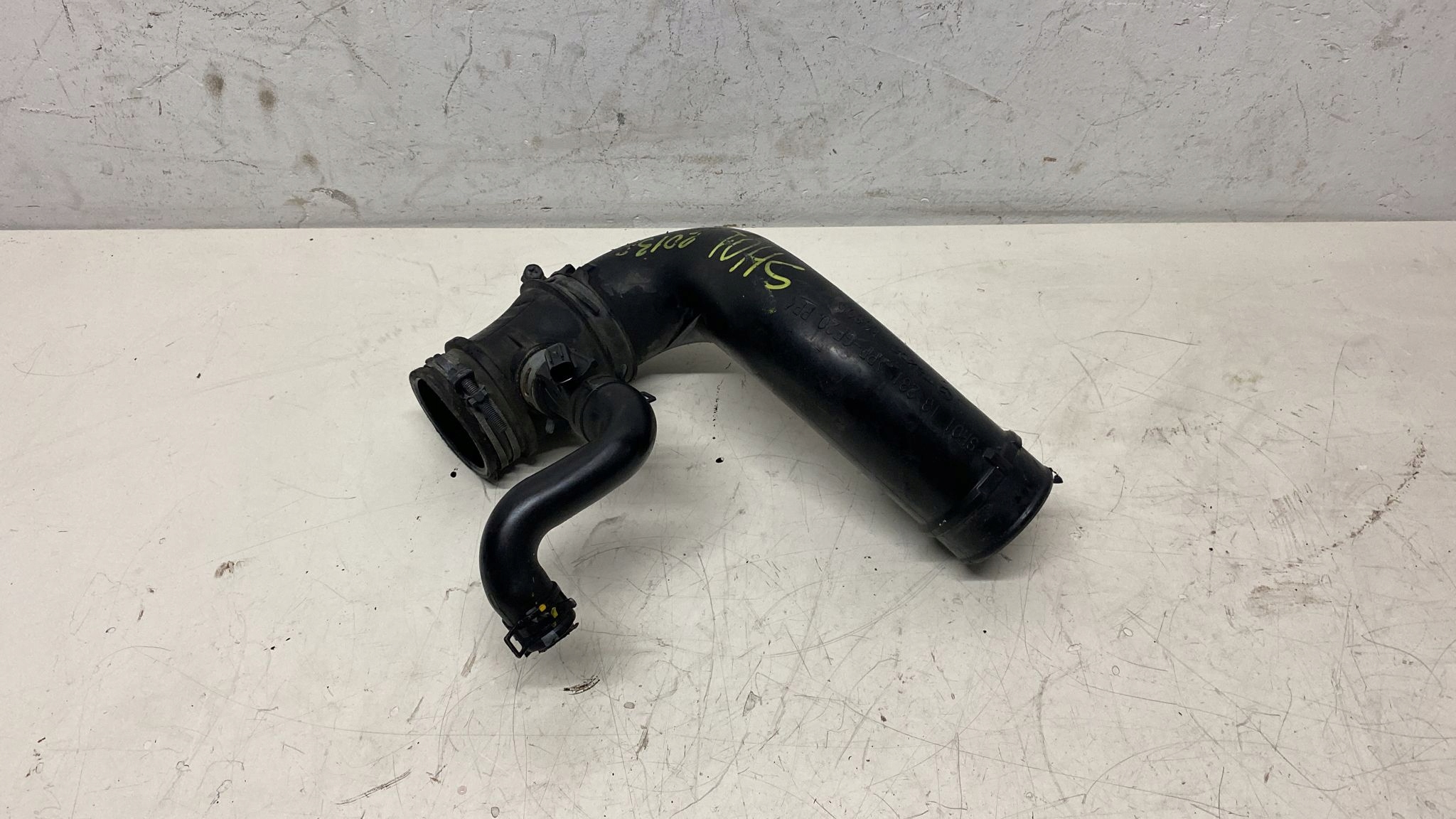 MAZDA CX-5 ИНТЕРКУЛЕР ВОЗДУШНАЯ ТРУБА SH0113231