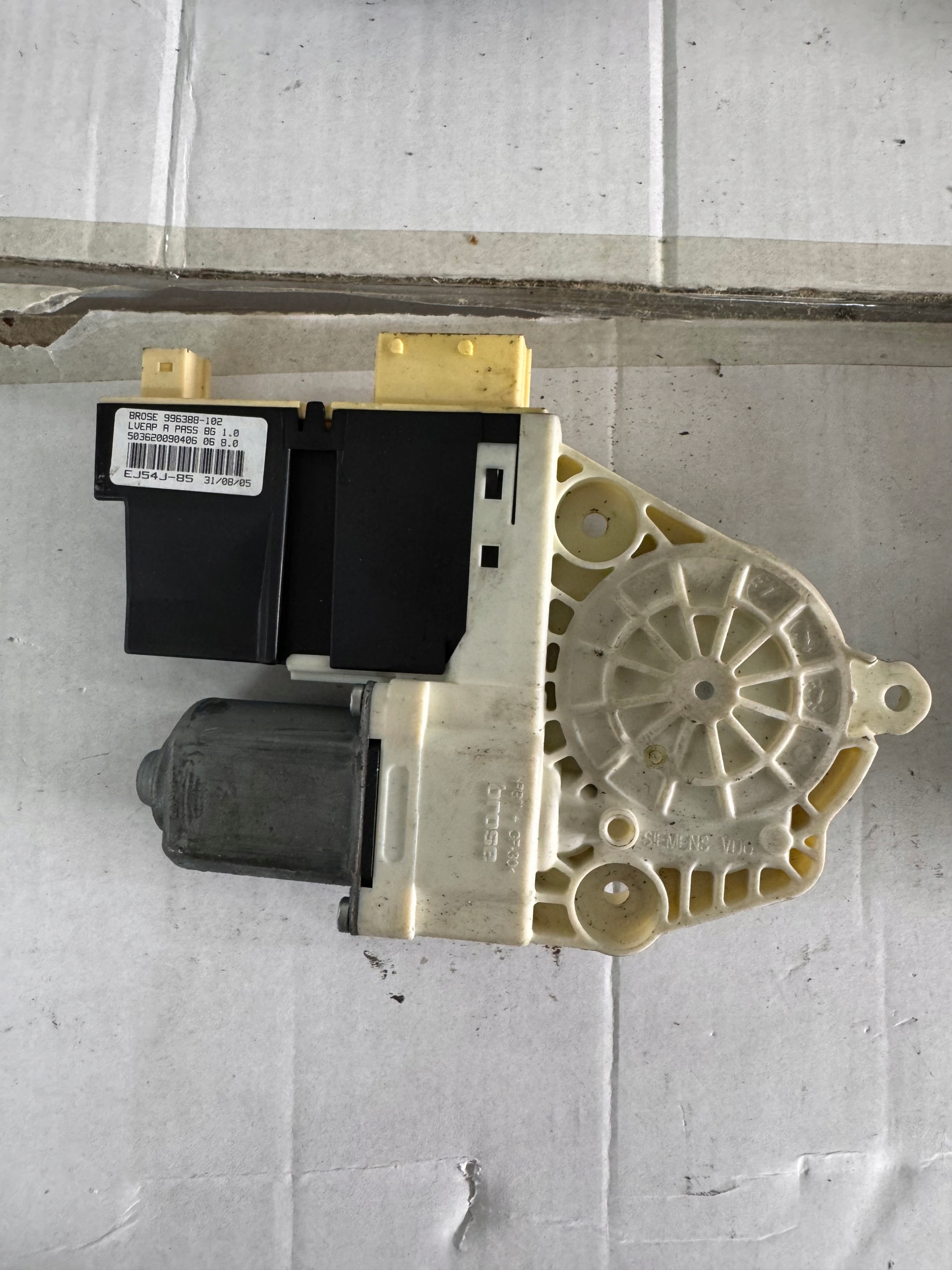 CITROEN C4 and mini motor windows right front 996388102