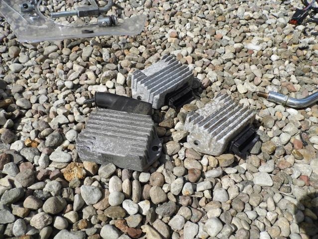 PIAGGIO VESPA LX 50 REGULATOR NAPIĘCIA