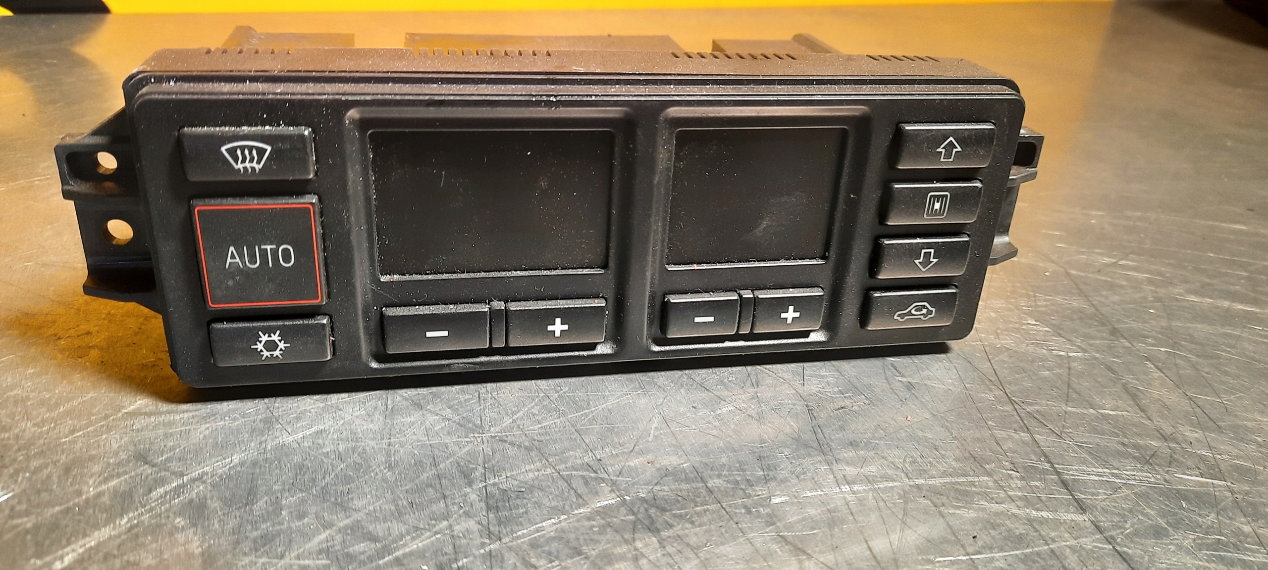 PANEL BOCCHETTE AUDI A3 8L 8L0 820 043 M