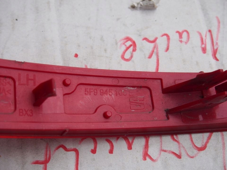 Seat Leon 3 FL ST Odblask left rear III 17r kombi 5F9945105E