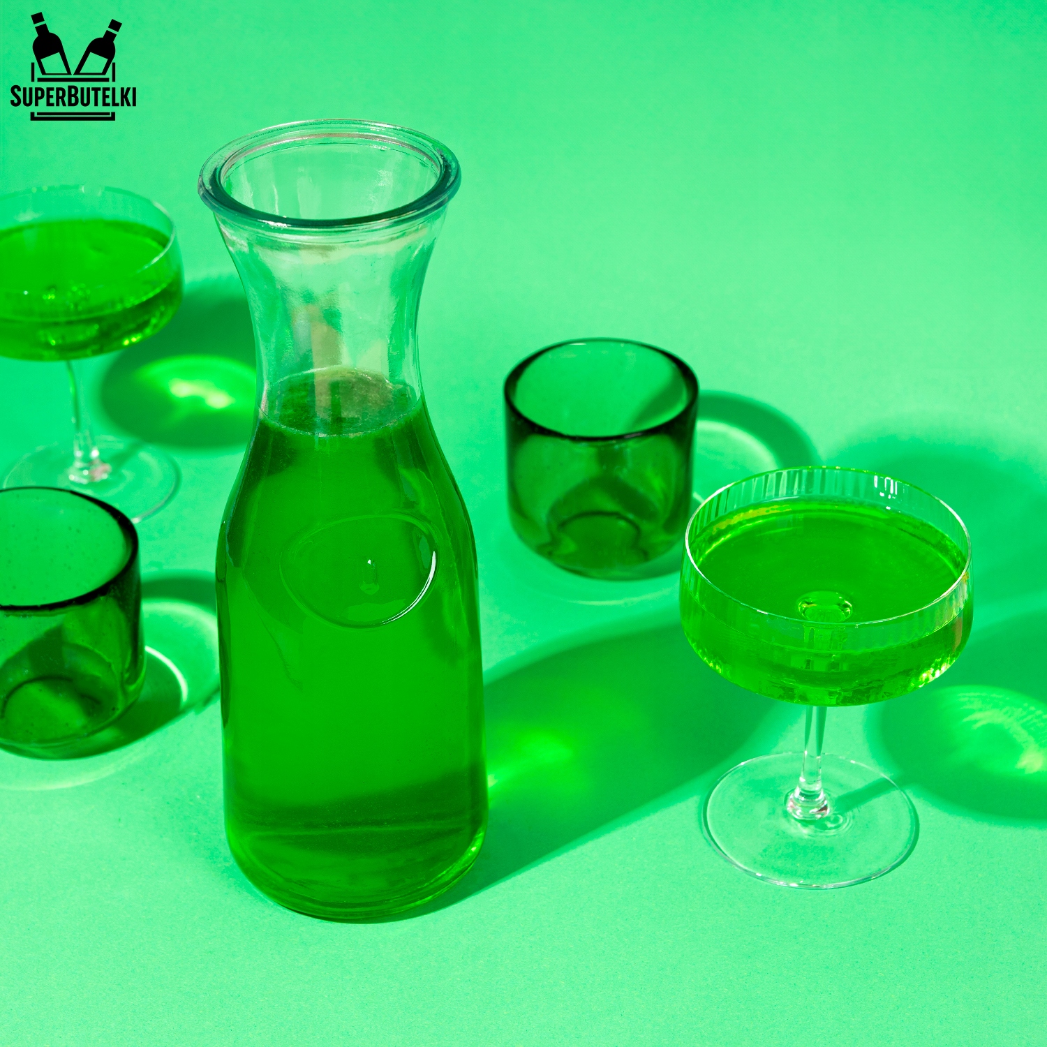 Dzbanek szklana karafka na wodę sok napoje wino 1l 1000 ml butelka Pojemność 1 l