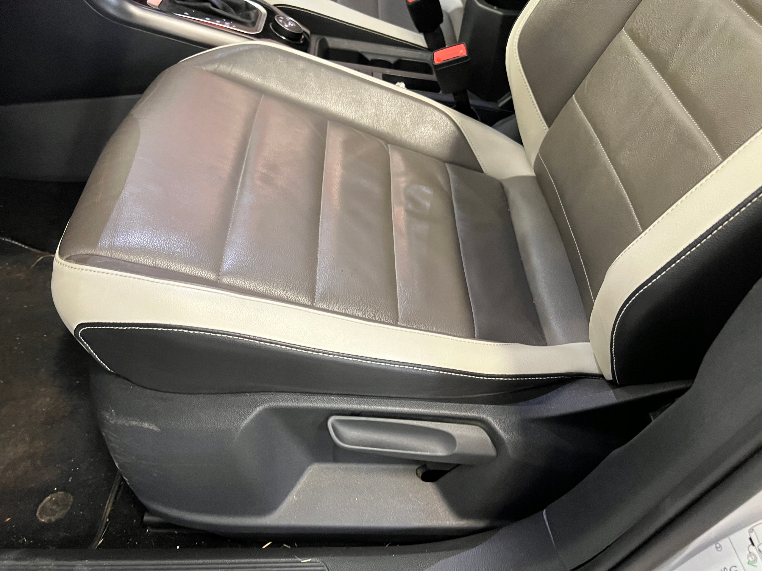KPL seats upholstery + side VW T-ROC R-LINE leather GRZANE !