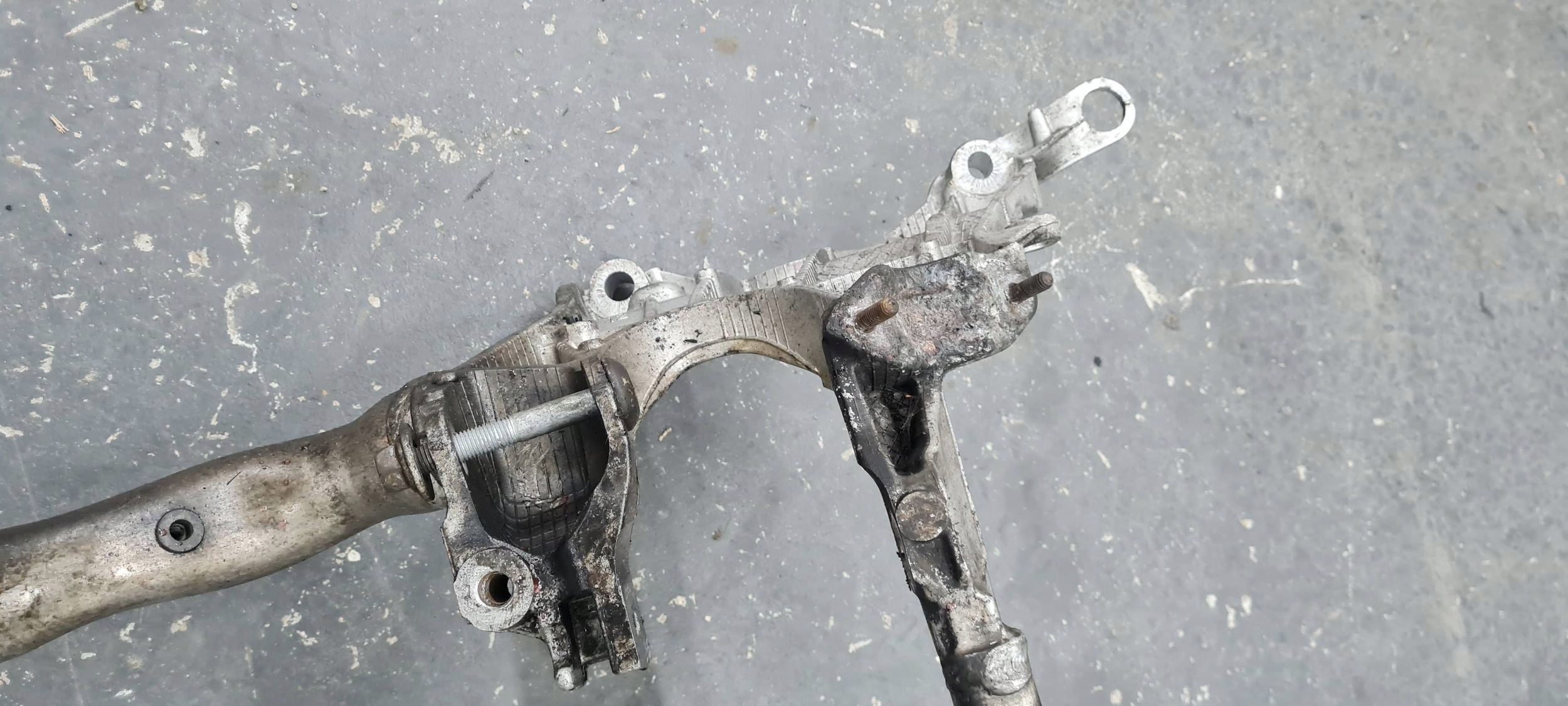 A5 8T LIFT axle beam axle beam sider subframe below engine 8K0399315G A4 B8