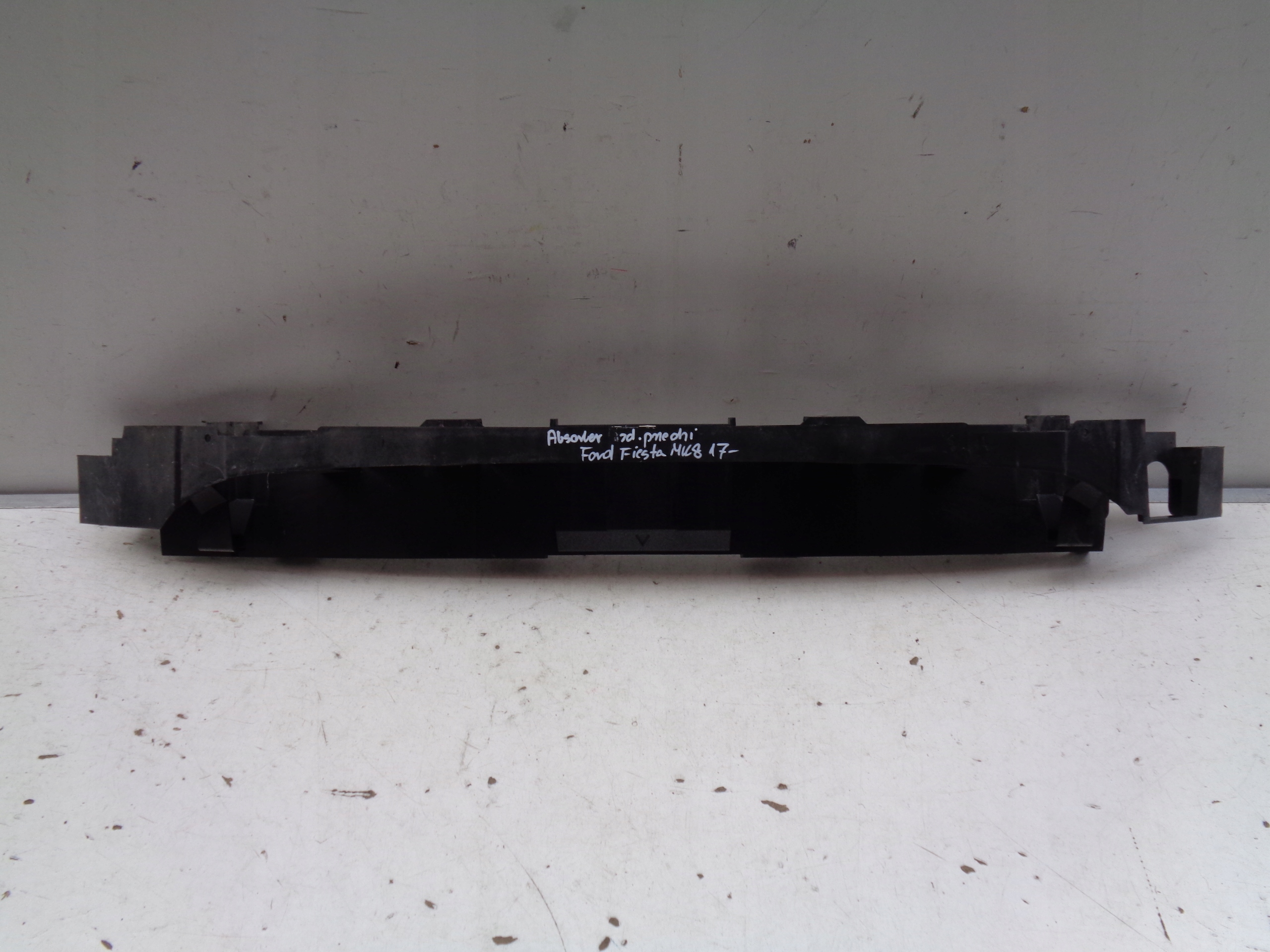 ABSORBER of a bumper front FORD FIESTA MK8 17