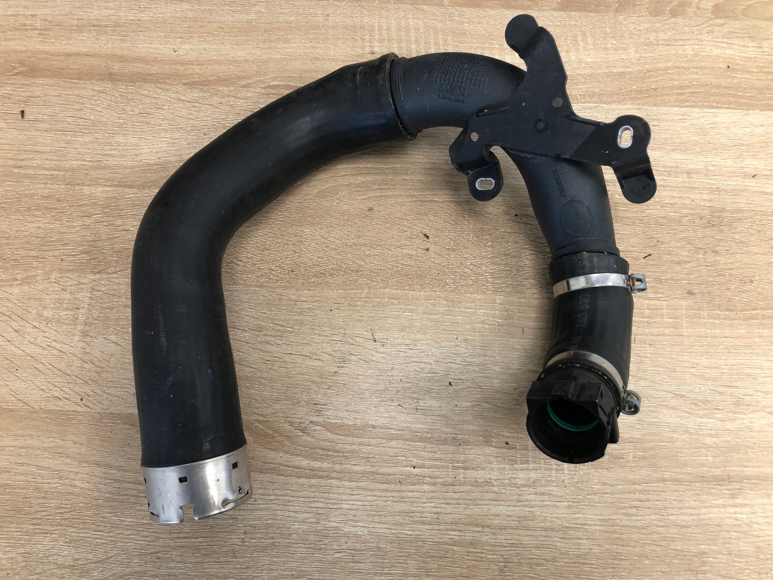 cijev prijenos interkulera RENAULT CLIO IV 7E144604208R