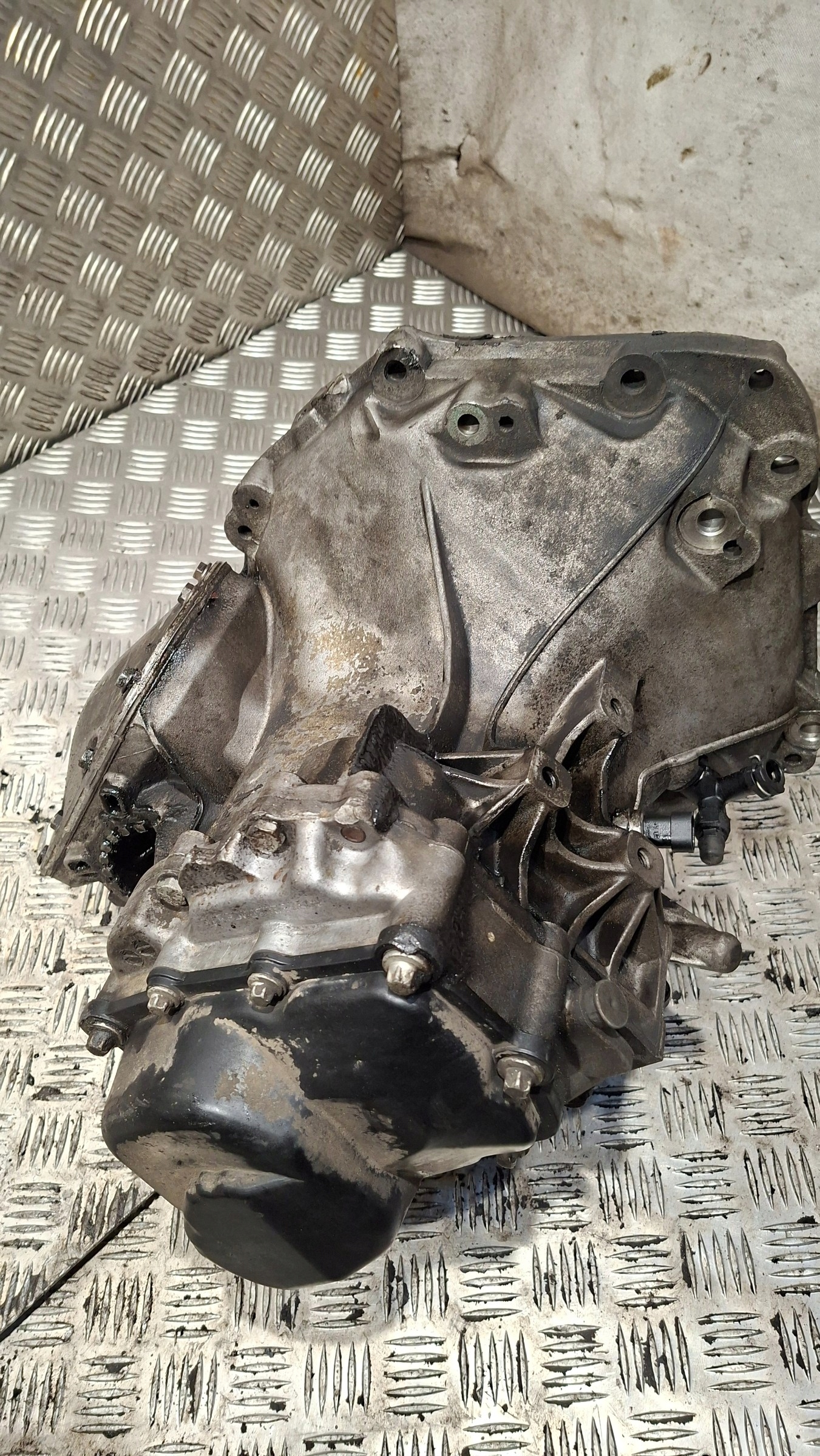 gearbox, OPEL CORSA D 1.3CDTI
