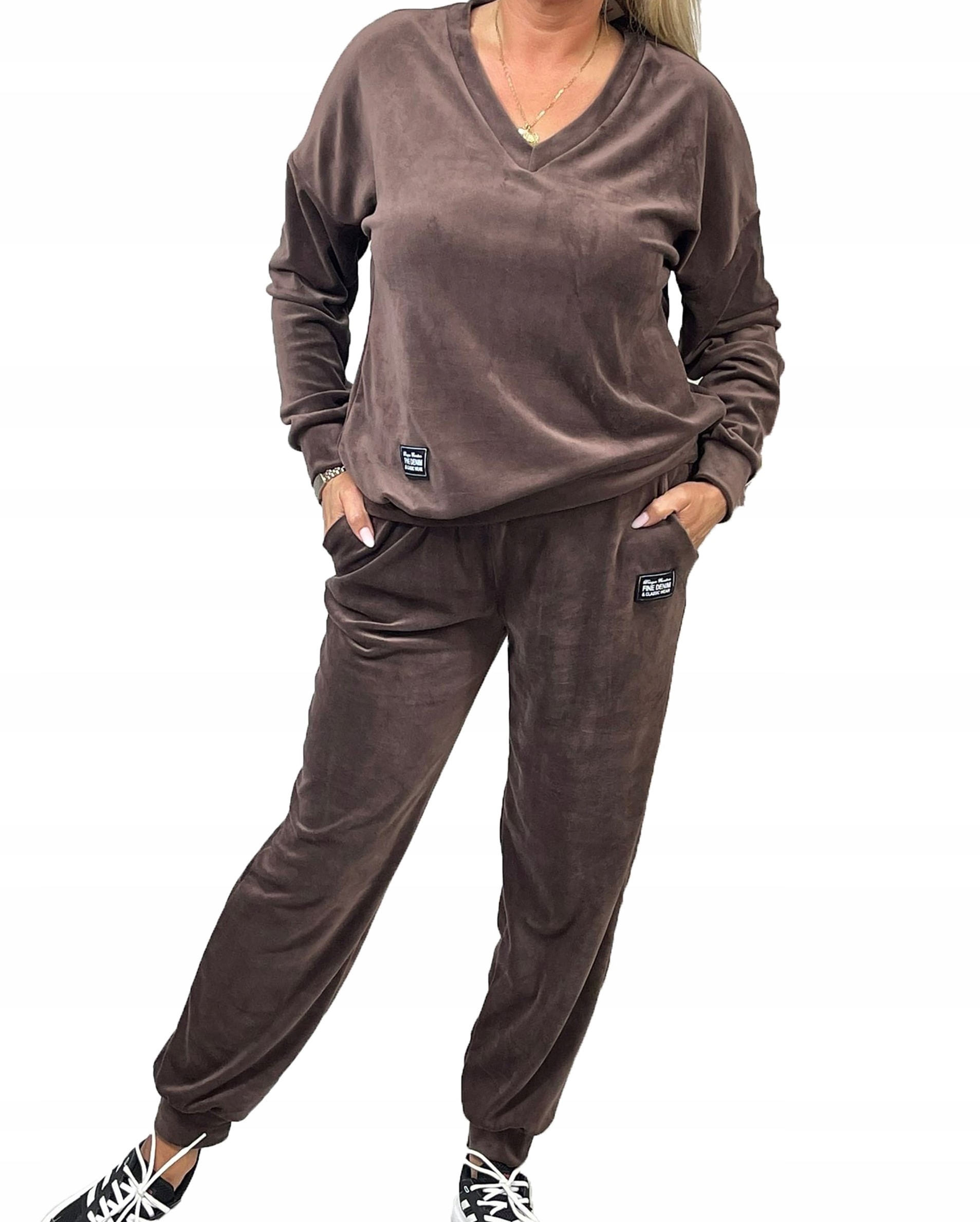 Z402 DRES WELUROWY Z NASZYWKĄ BRĄZOWY r. 48 (4XL) EAN (GTIN) 5906228401009