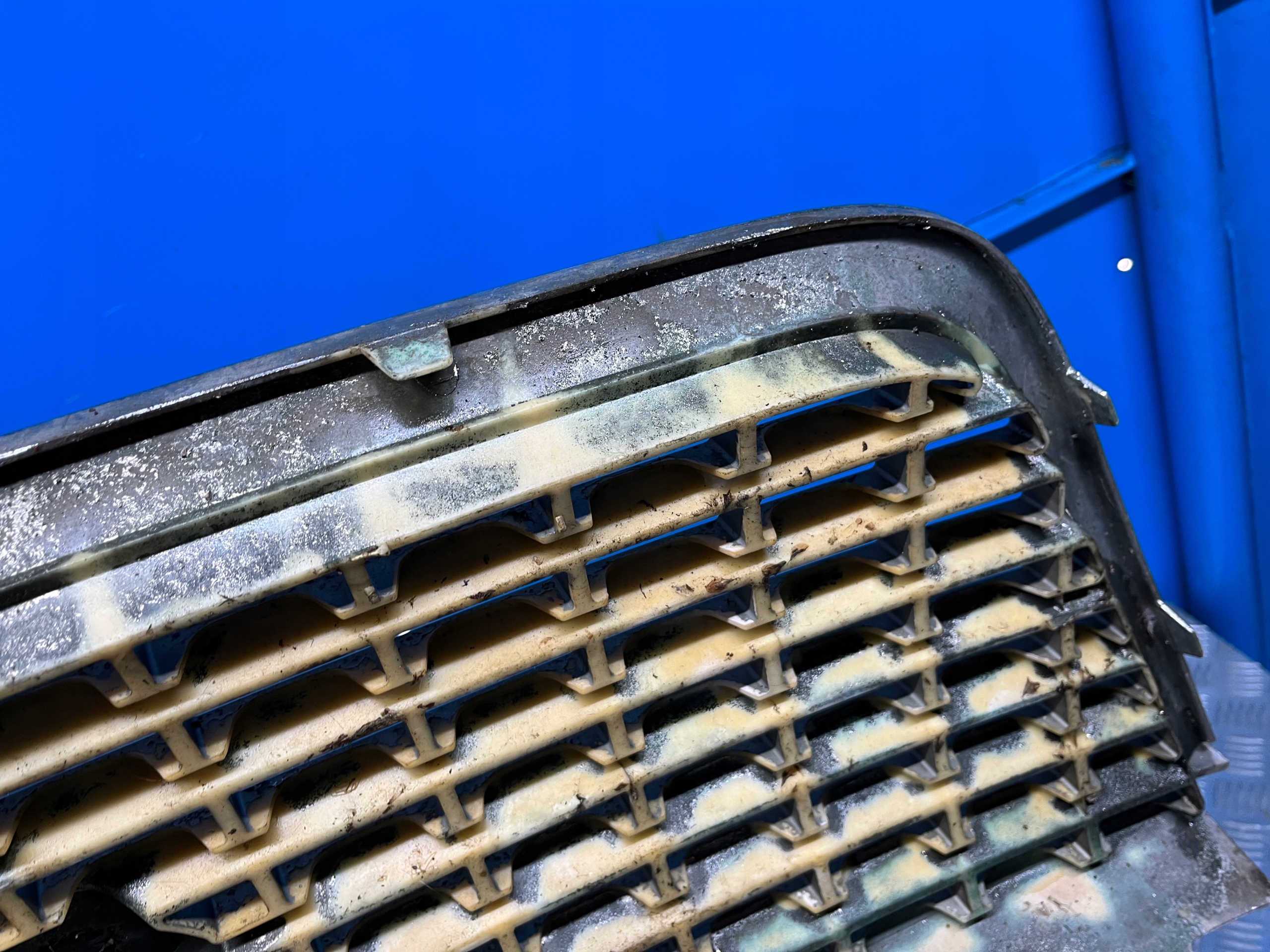 FORD EXPEDITION II 02- решетка радиатора хром Emblemat