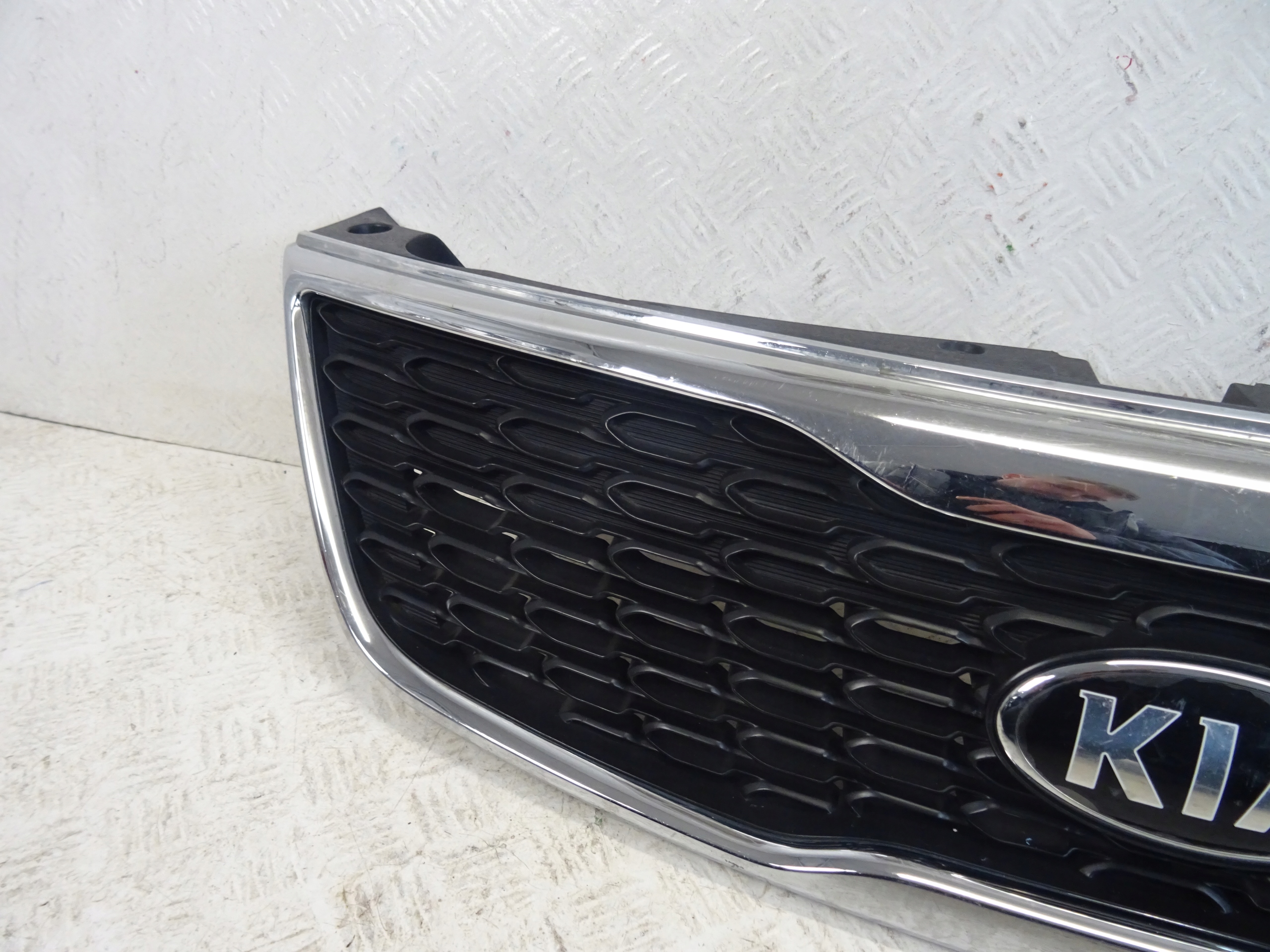 grill grille front front KIA SORENTO II LIFT 86350-2P500