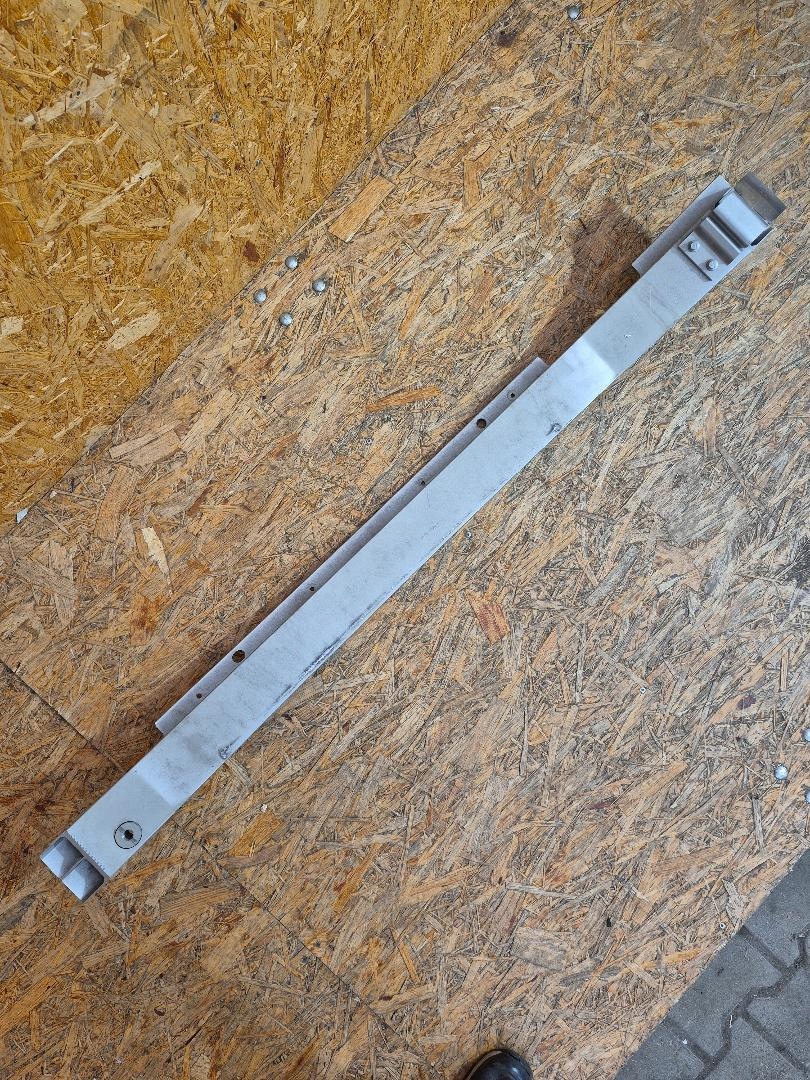 BELKA PRZÓD VOLVO XC60 II Producent części Volvo OE