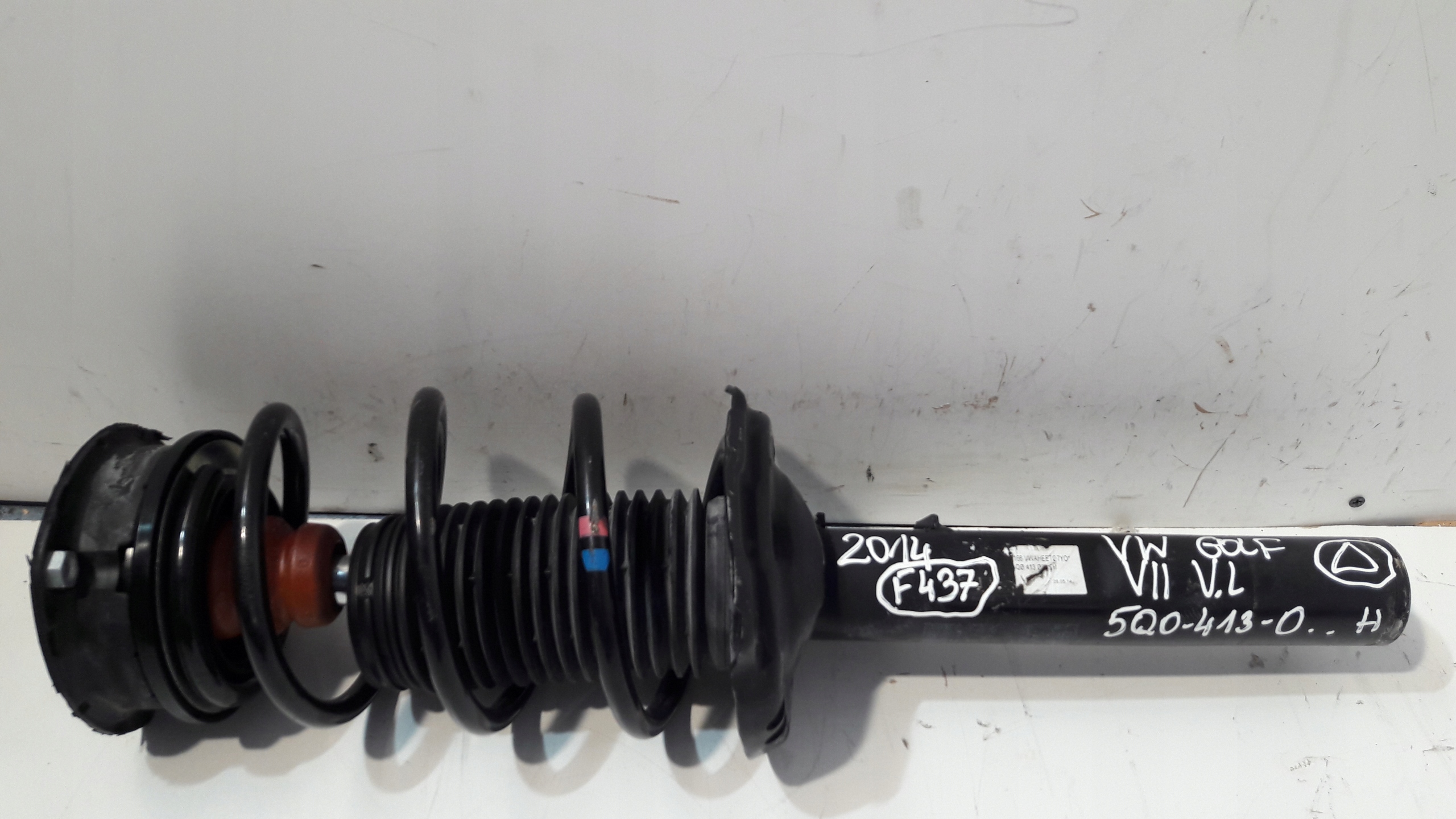 VW GOLF VII AUDI A3 8V shock absorber left front McPherson 5Q04130...FH
