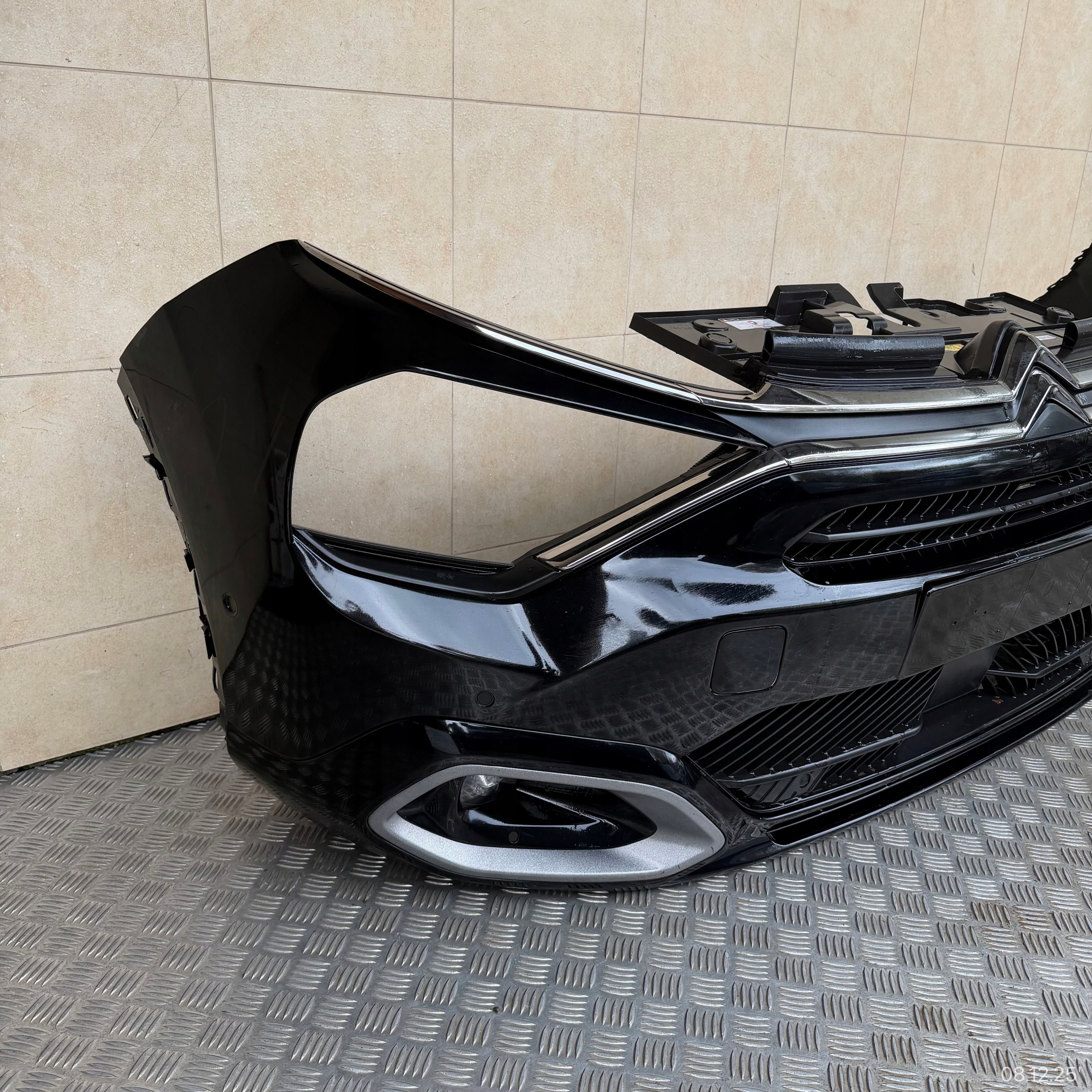 front bumper complete CITROEN C4 III 6 PDC 2022 ROK