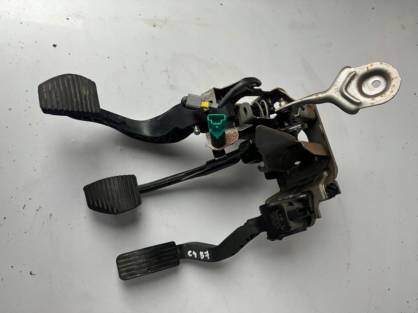 pedals KOMPLET CITROEN C4 II B7 9671840280