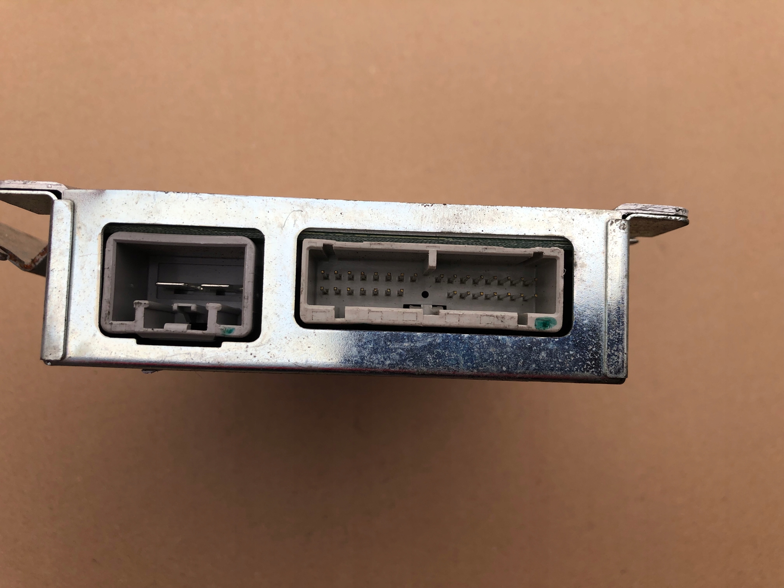 MODUL ZAWIESZENIA VOLVO S60 V70 XC70 30739073 Part number MODUL ZAWIESZENIA VOLVO S60 V70 XC70 30739073