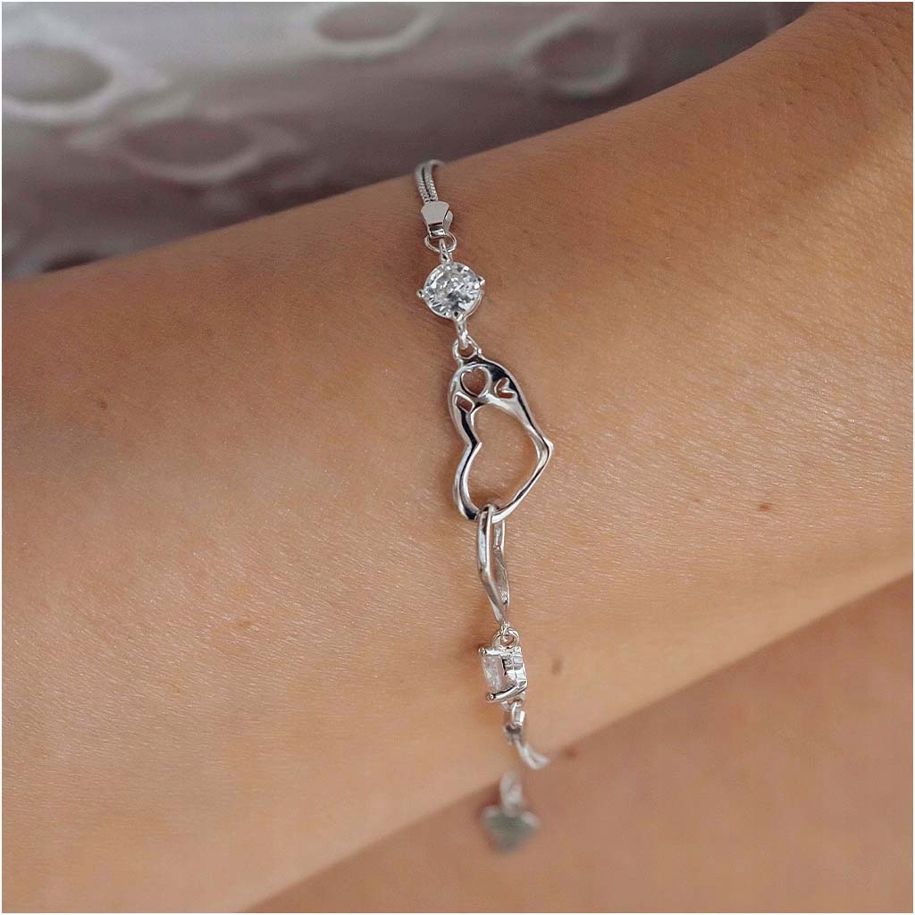 POMYSŁ NA PREZENT DLA MAMY Bransoletka Serca CYRKONIE REGULOWANA SREBRO Materiał srebro