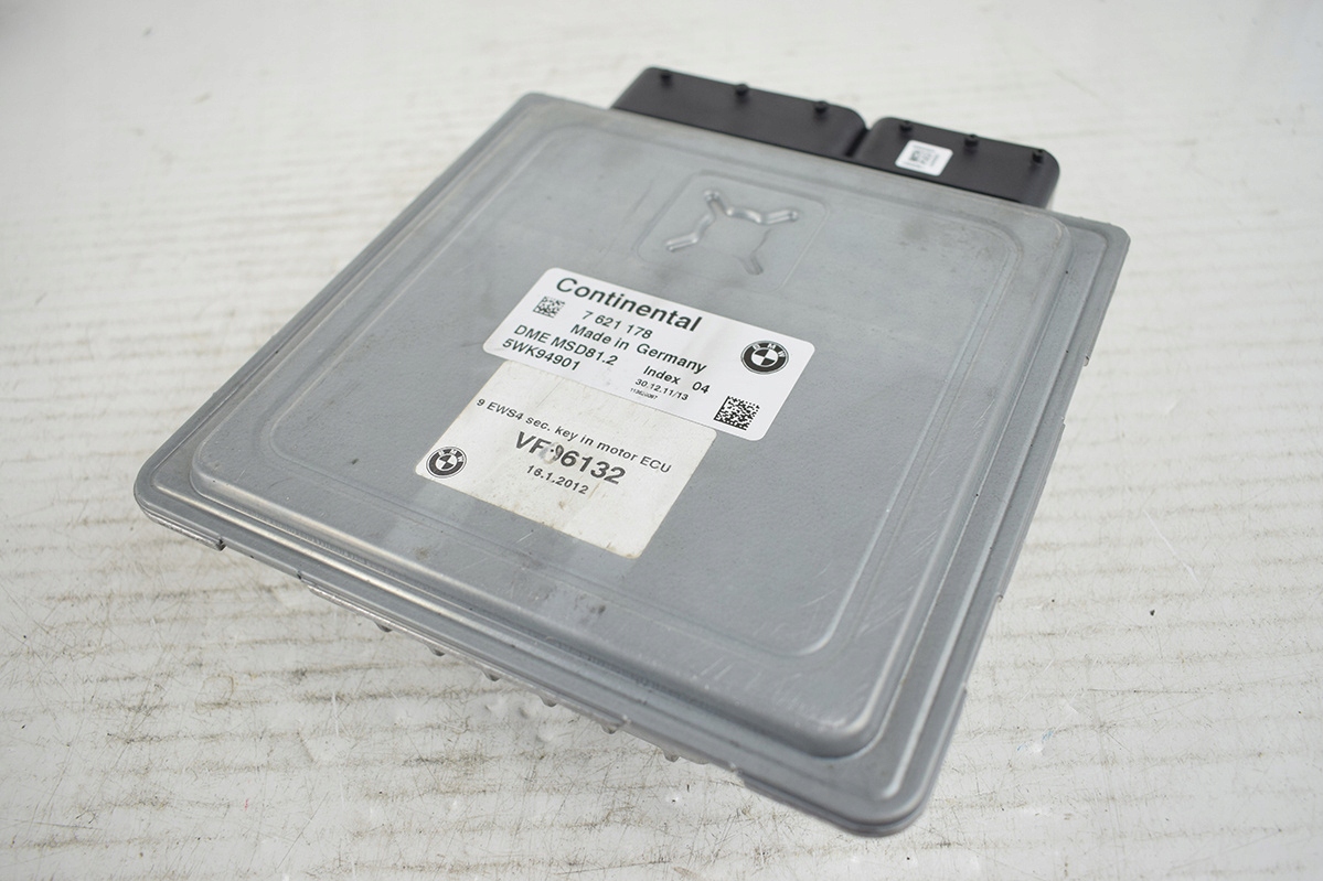 computer control unit of the engine running board BMW 7621178