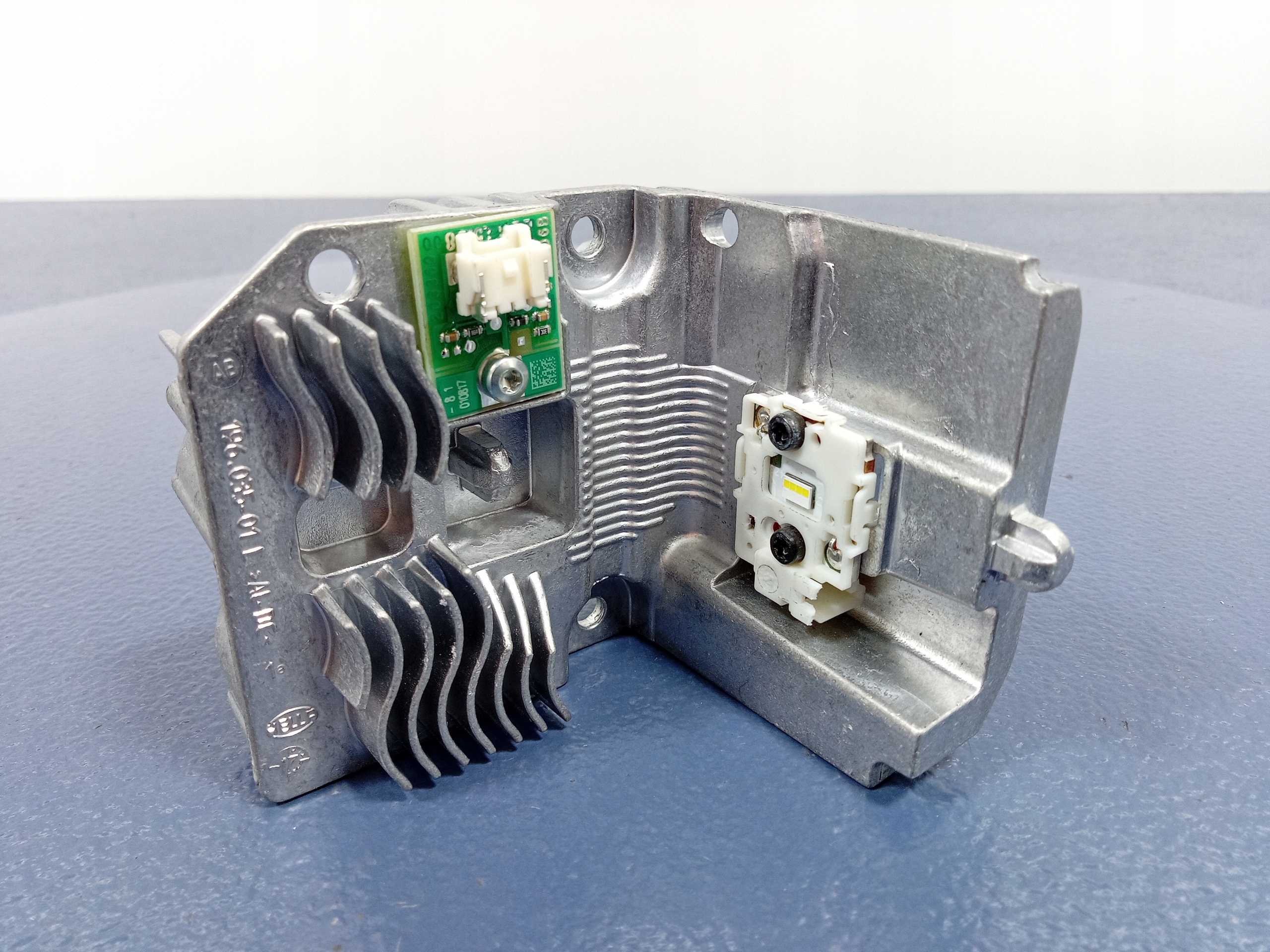 SCANIA R S 2017 ЕЖ СВЕТОДИОДНЫЙ МОДУЛЬ 196.035-01L